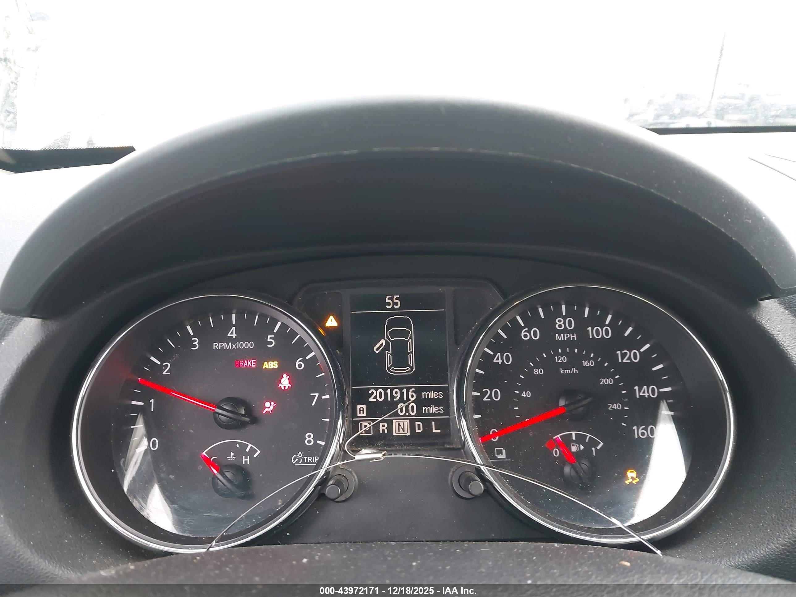 NISSAN ROGUE image 7
