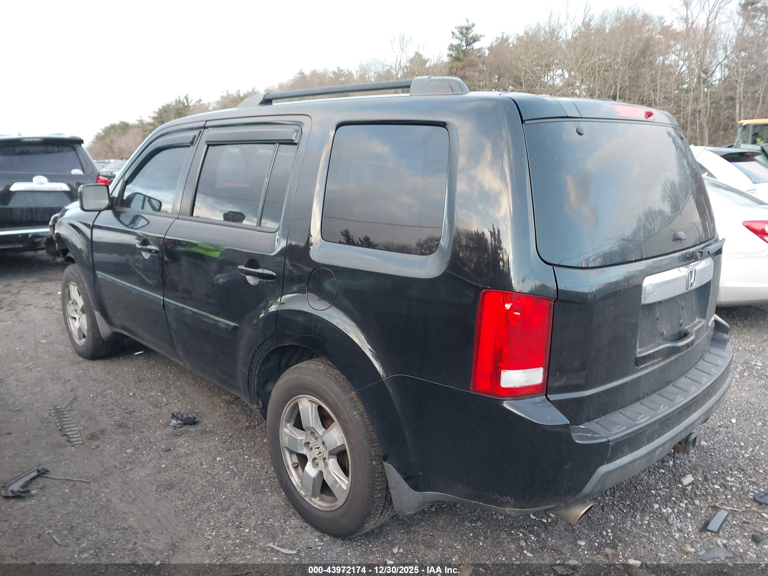 HONDA PILOT image 3