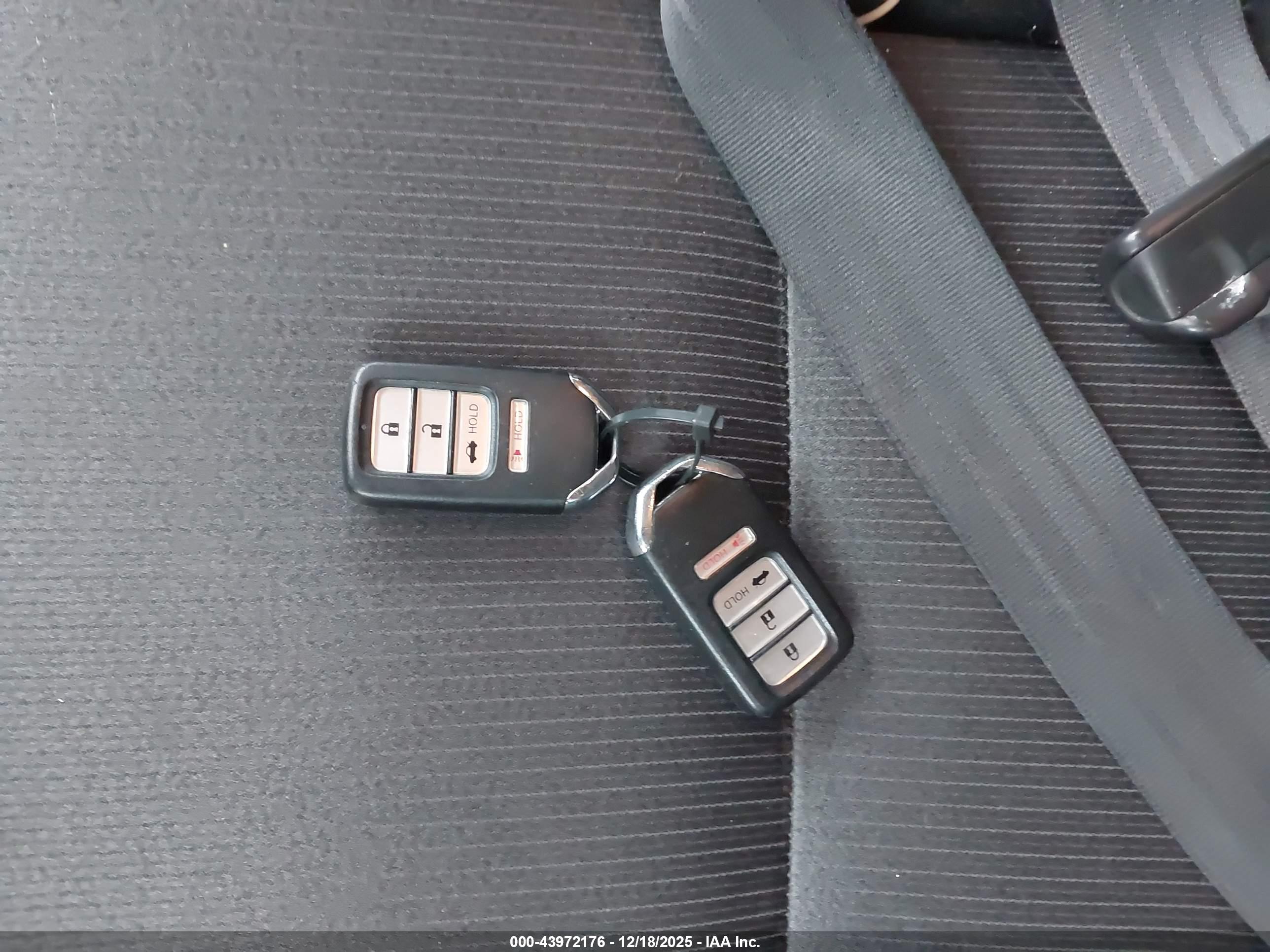 HONDA ACCORD image 11