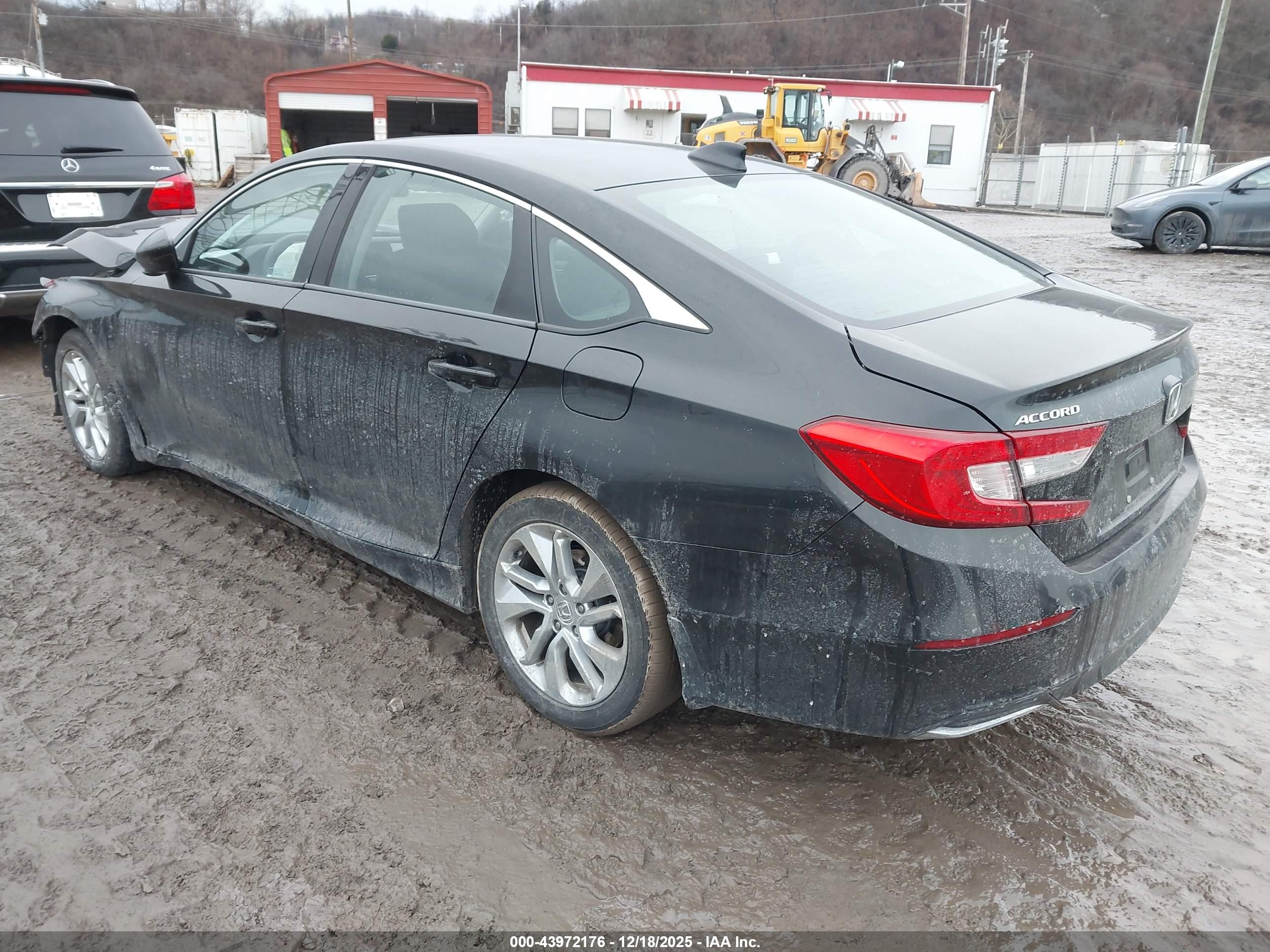 HONDA ACCORD image 3