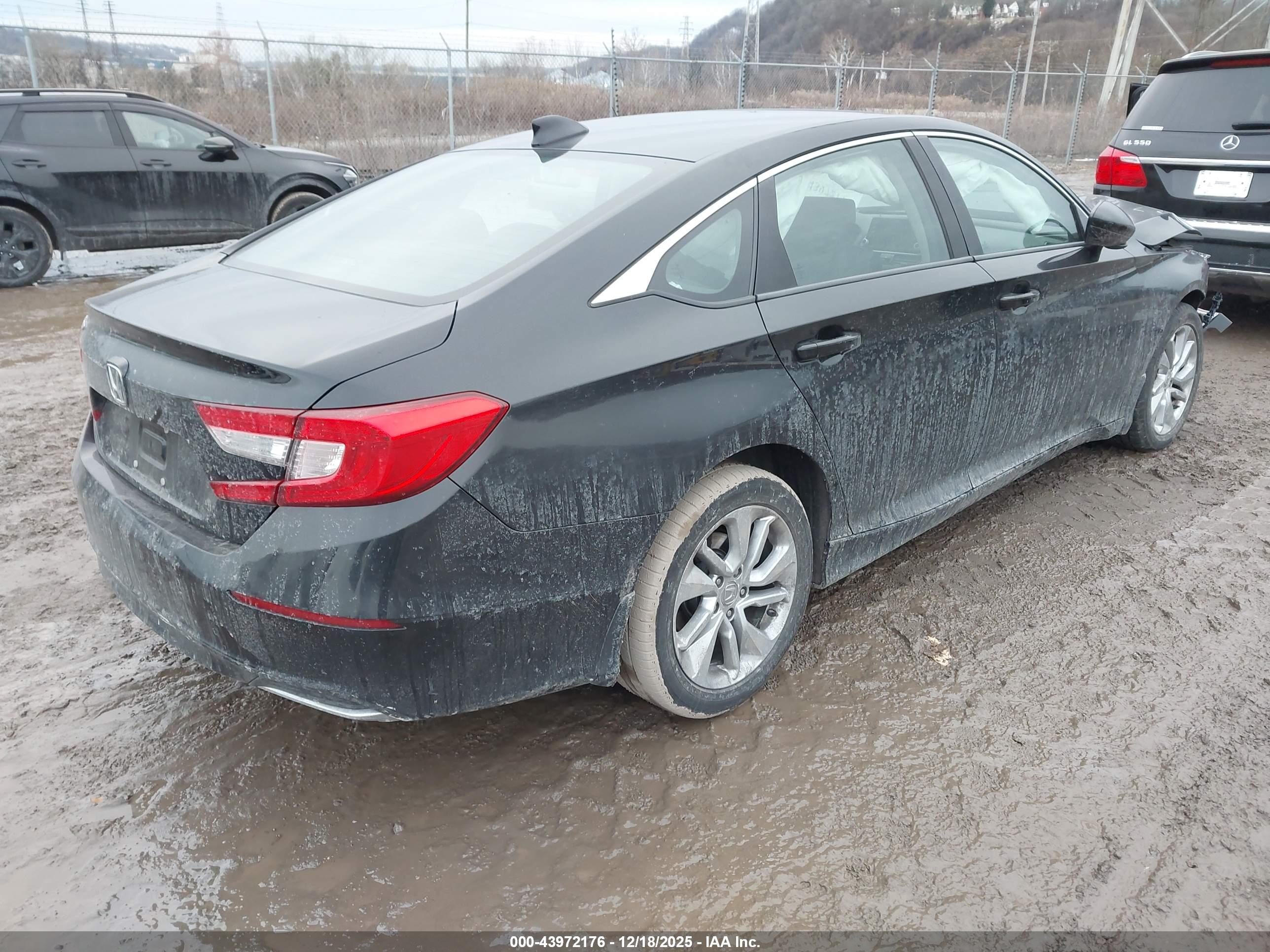 HONDA ACCORD image 4