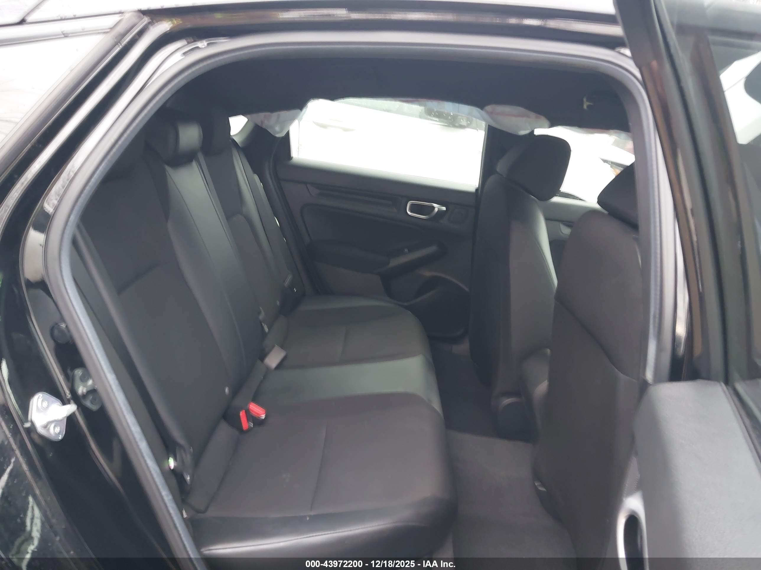 HONDA CIVIC image 8
