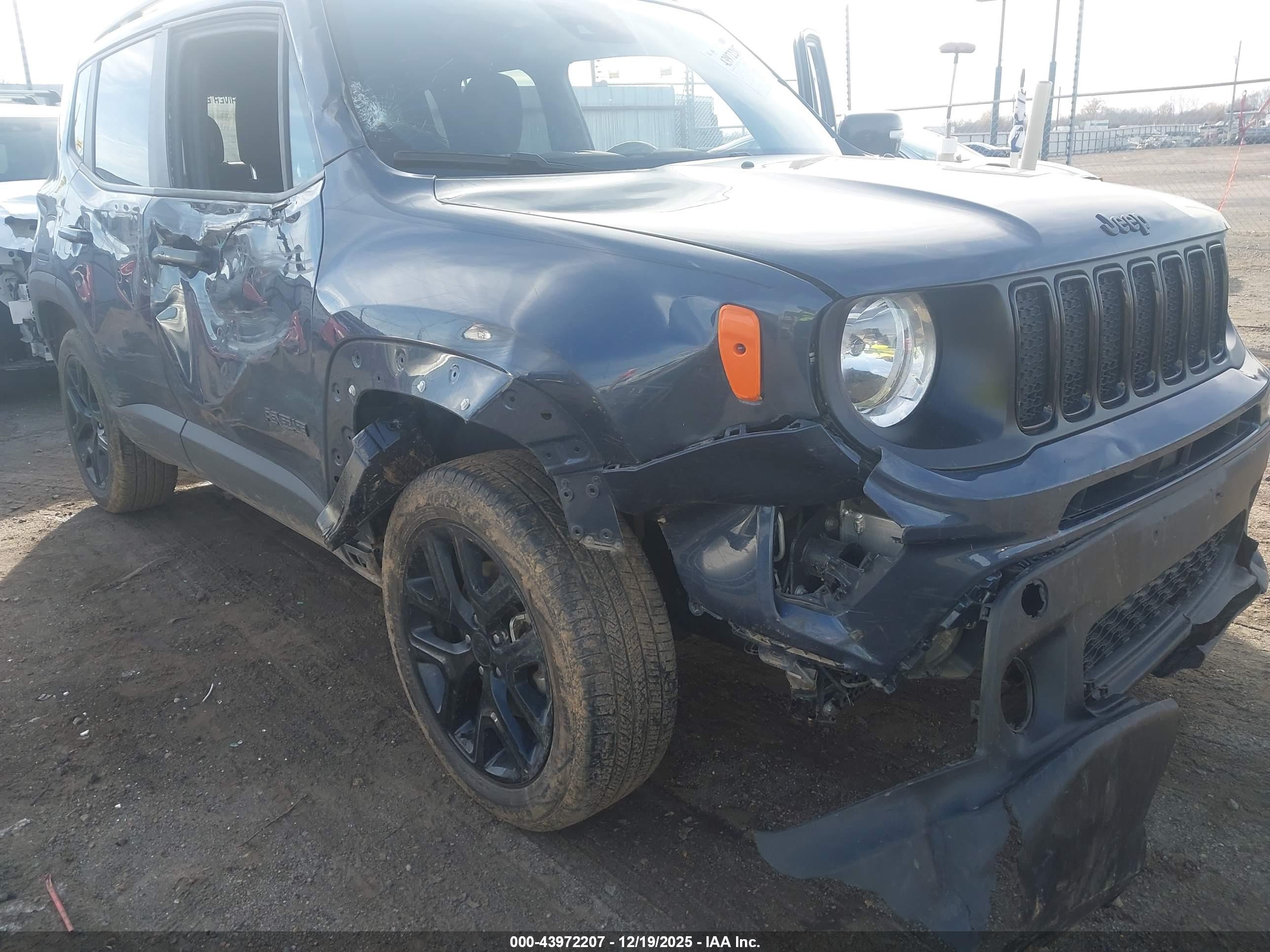 JEEP RENEGADE image 6