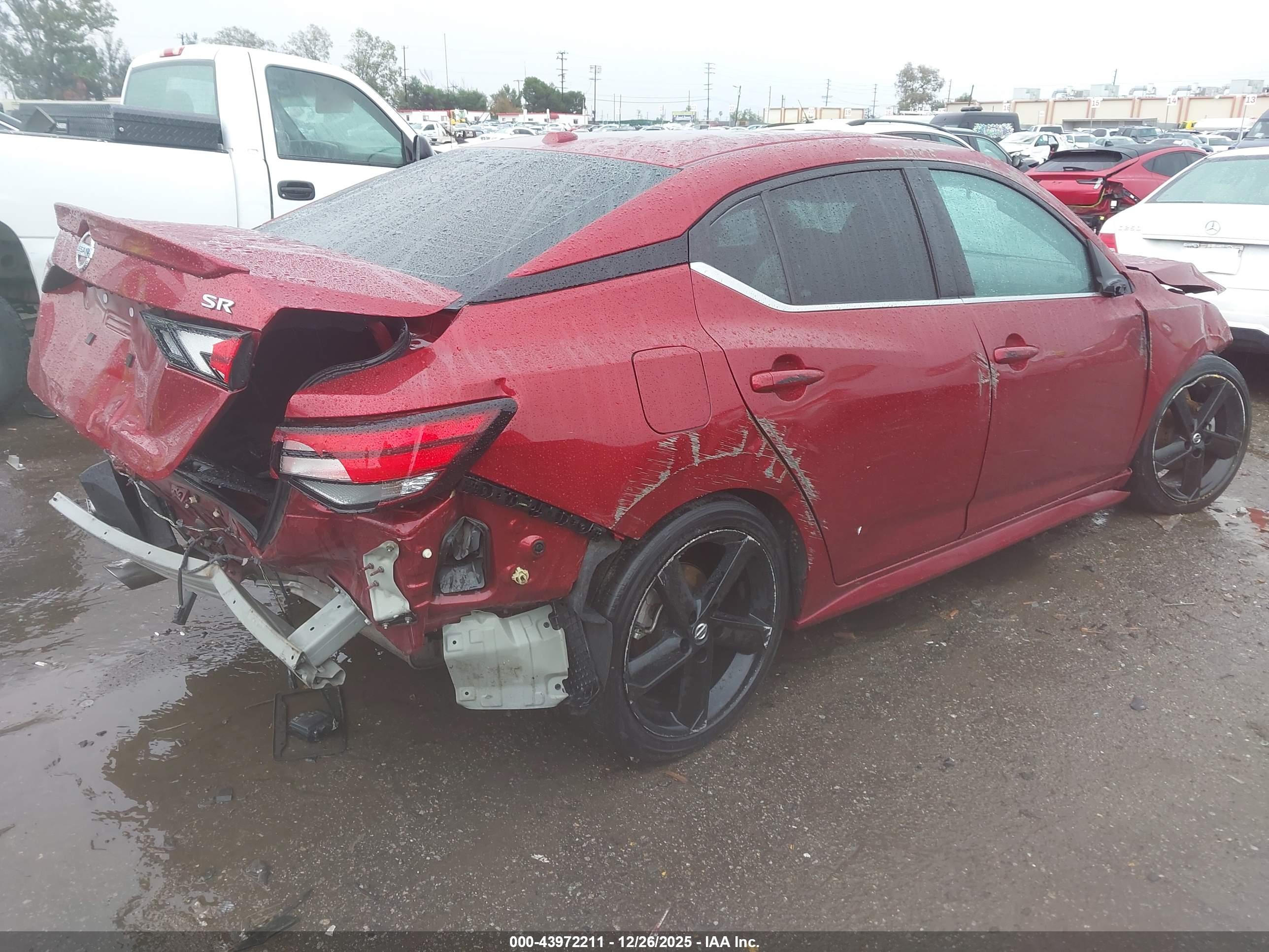 NISSAN SENTRA image 4