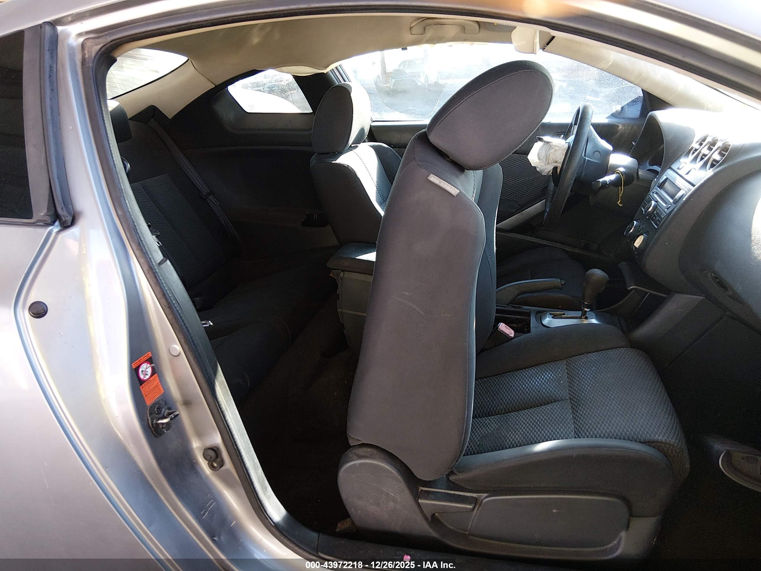 NISSAN ALTIMA image 8