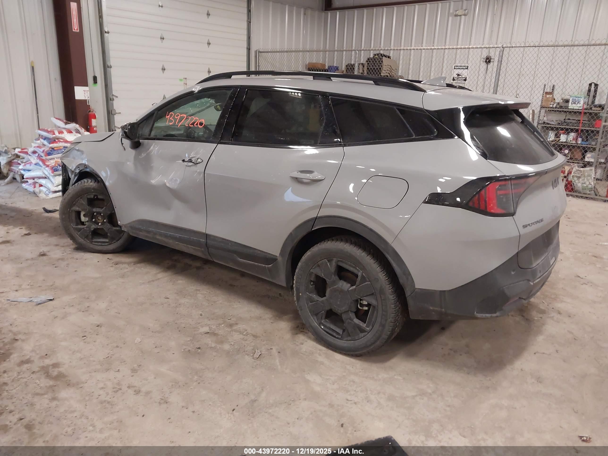 KIA SPORTAGE image 3