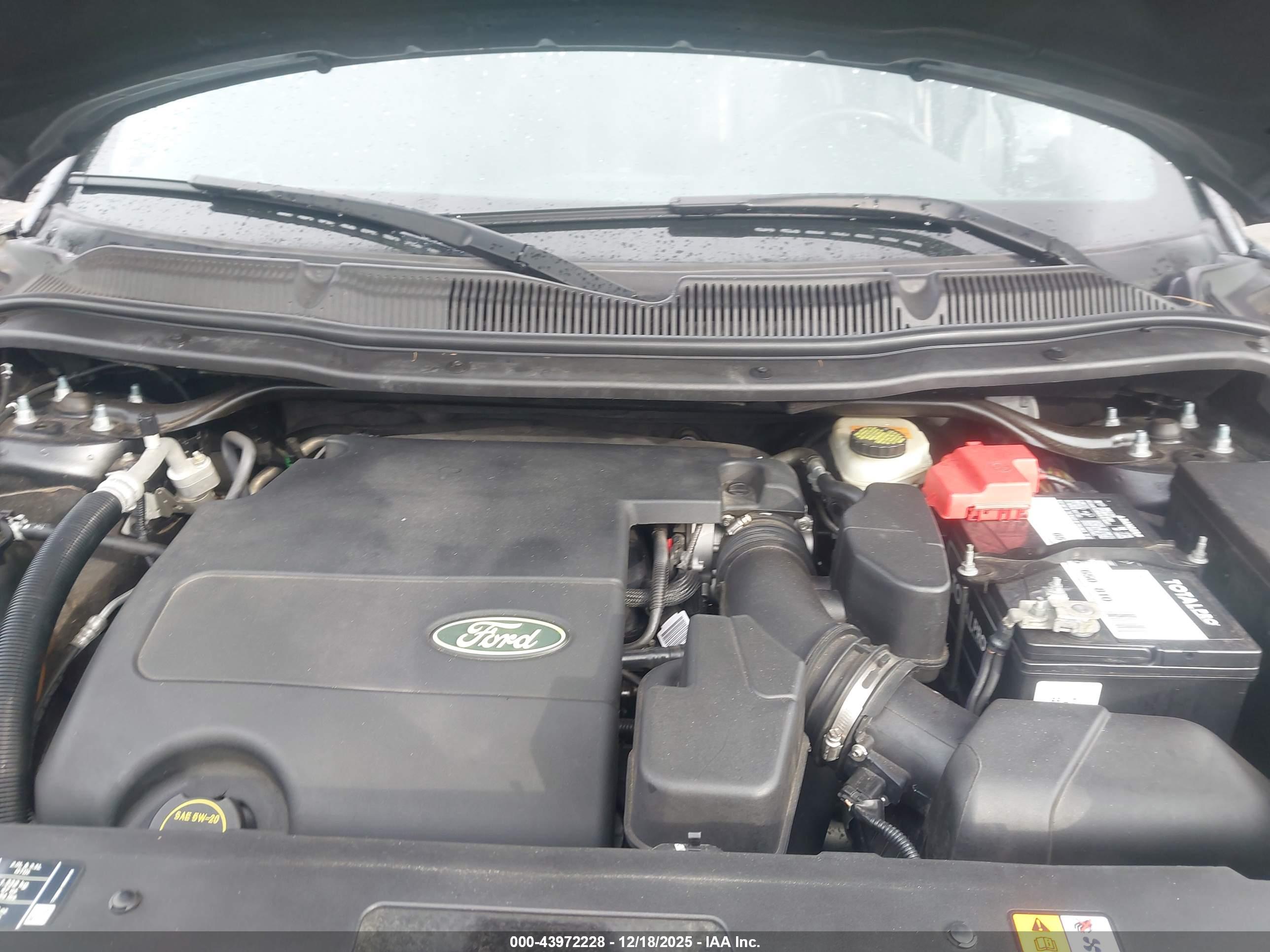 FORD EXPLORER image 10