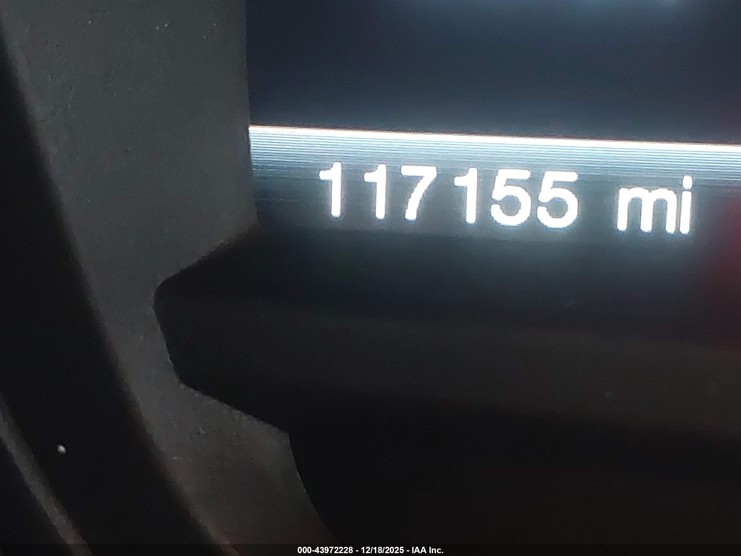 FORD EXPLORER image 7