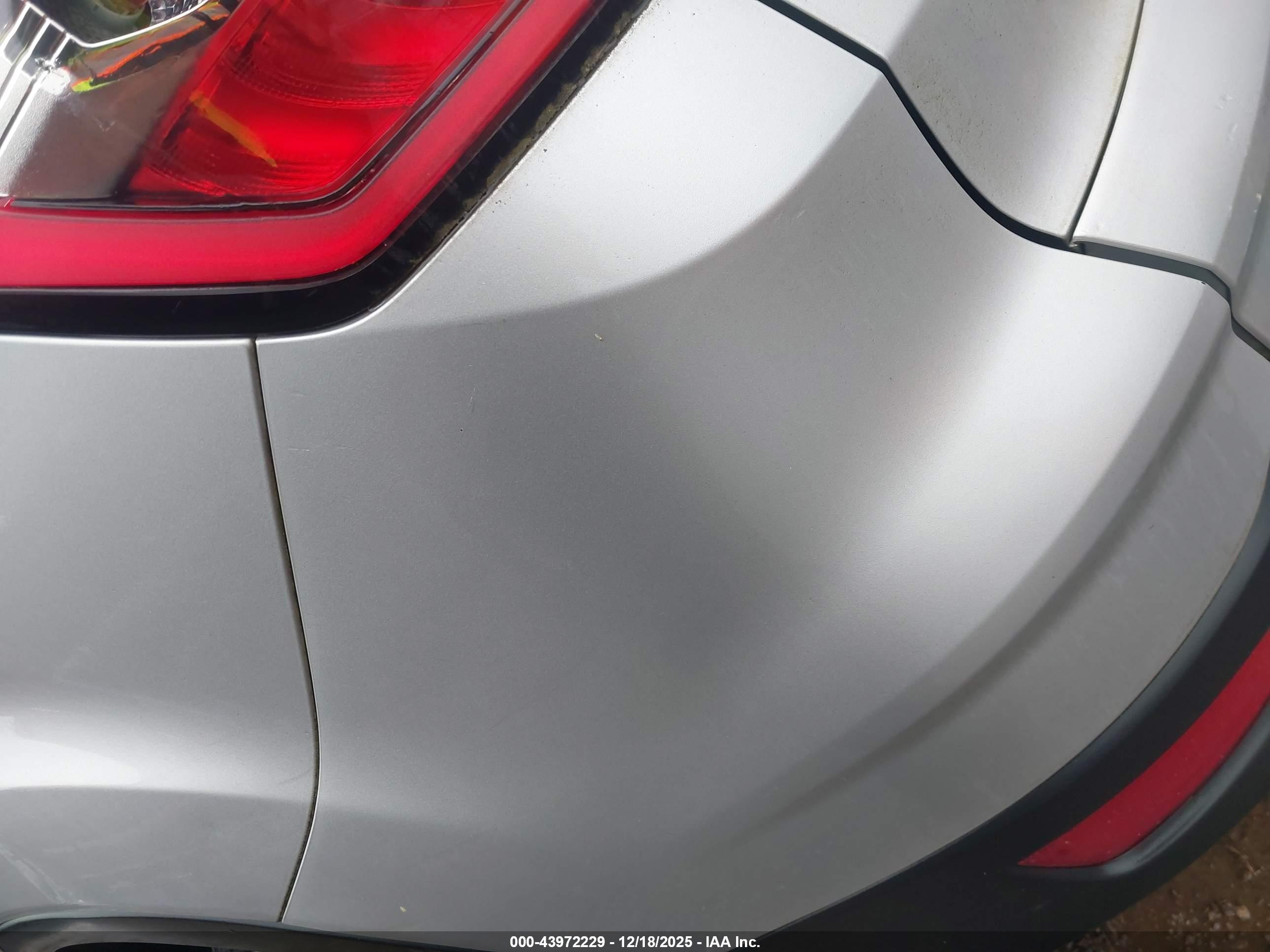 FORD ESCAPE image 6