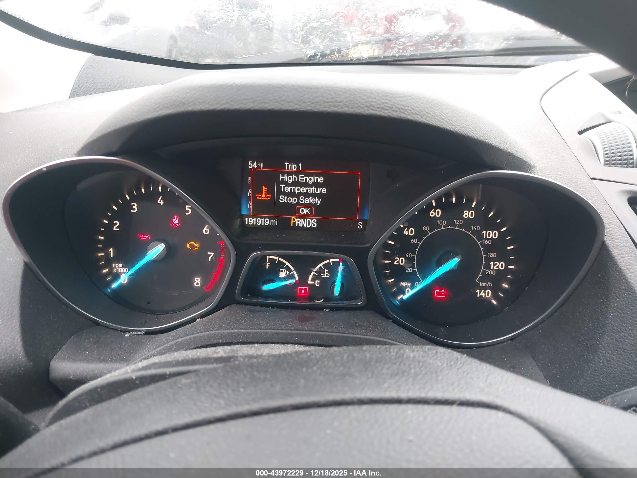 FORD ESCAPE image 7
