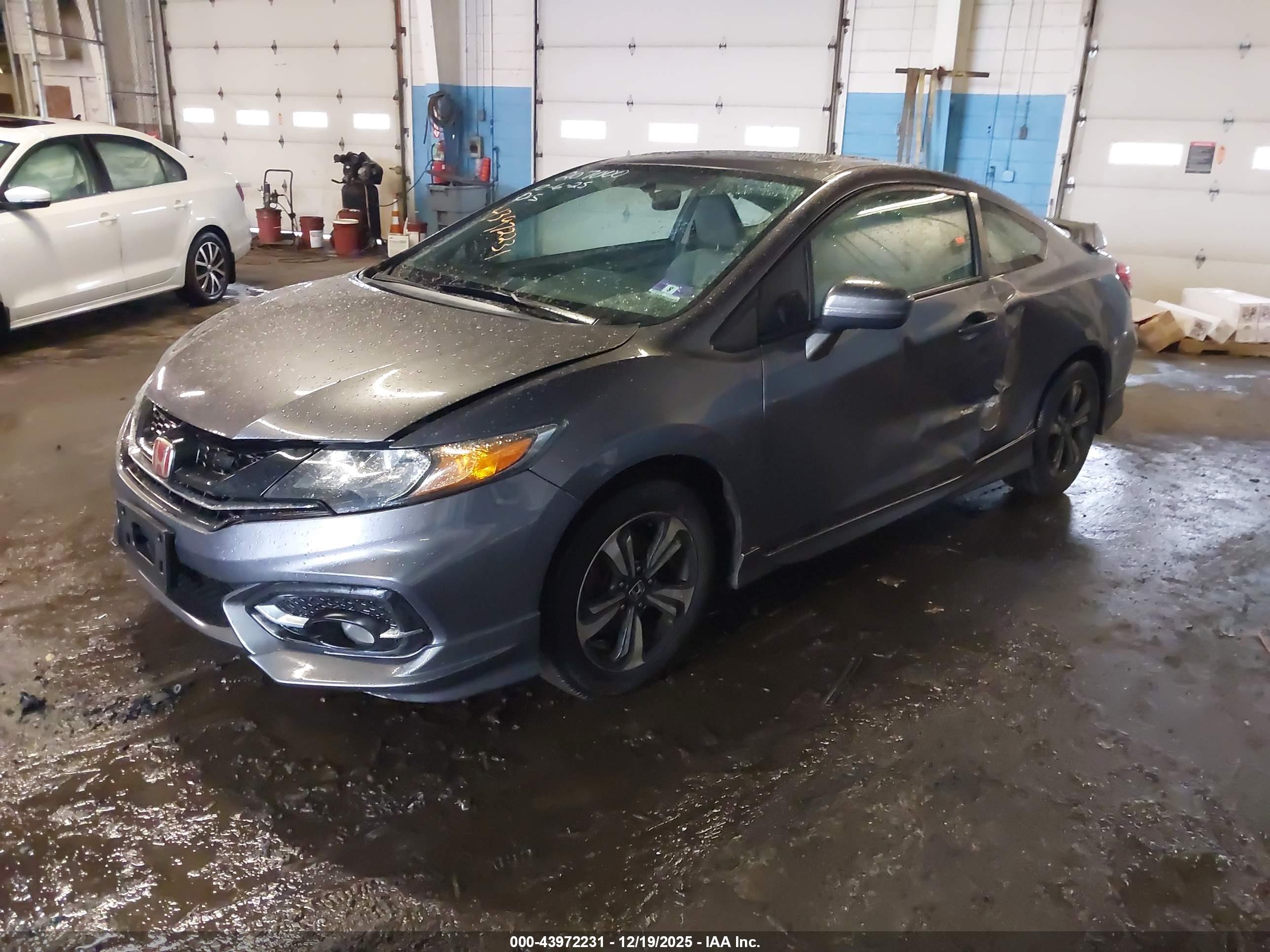 HONDA CIVIC image 2