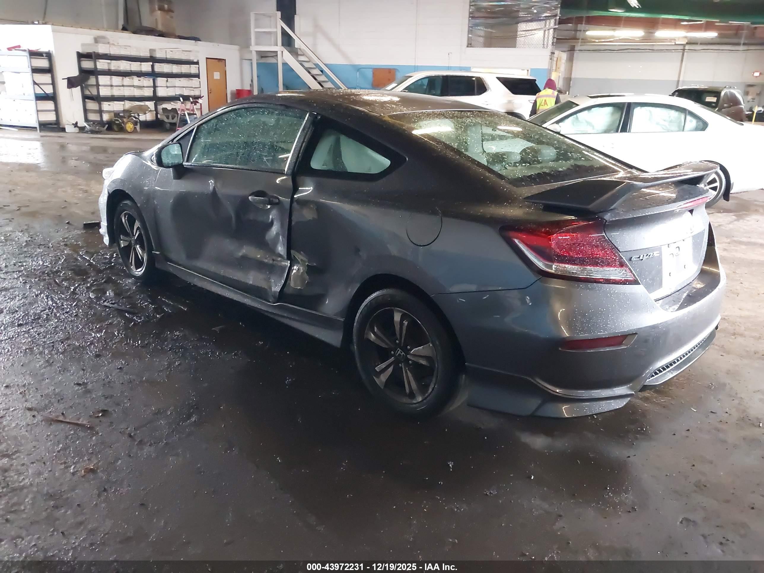 HONDA CIVIC image 3