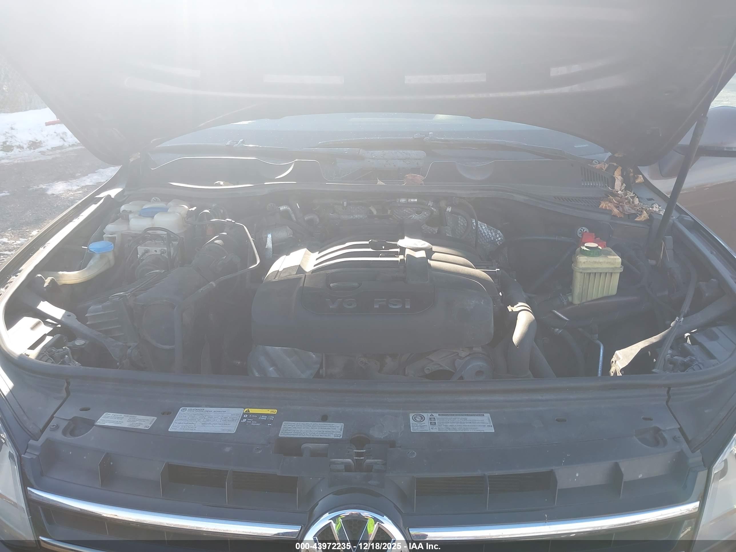 VOLKSWAGEN TOUAREG image 10