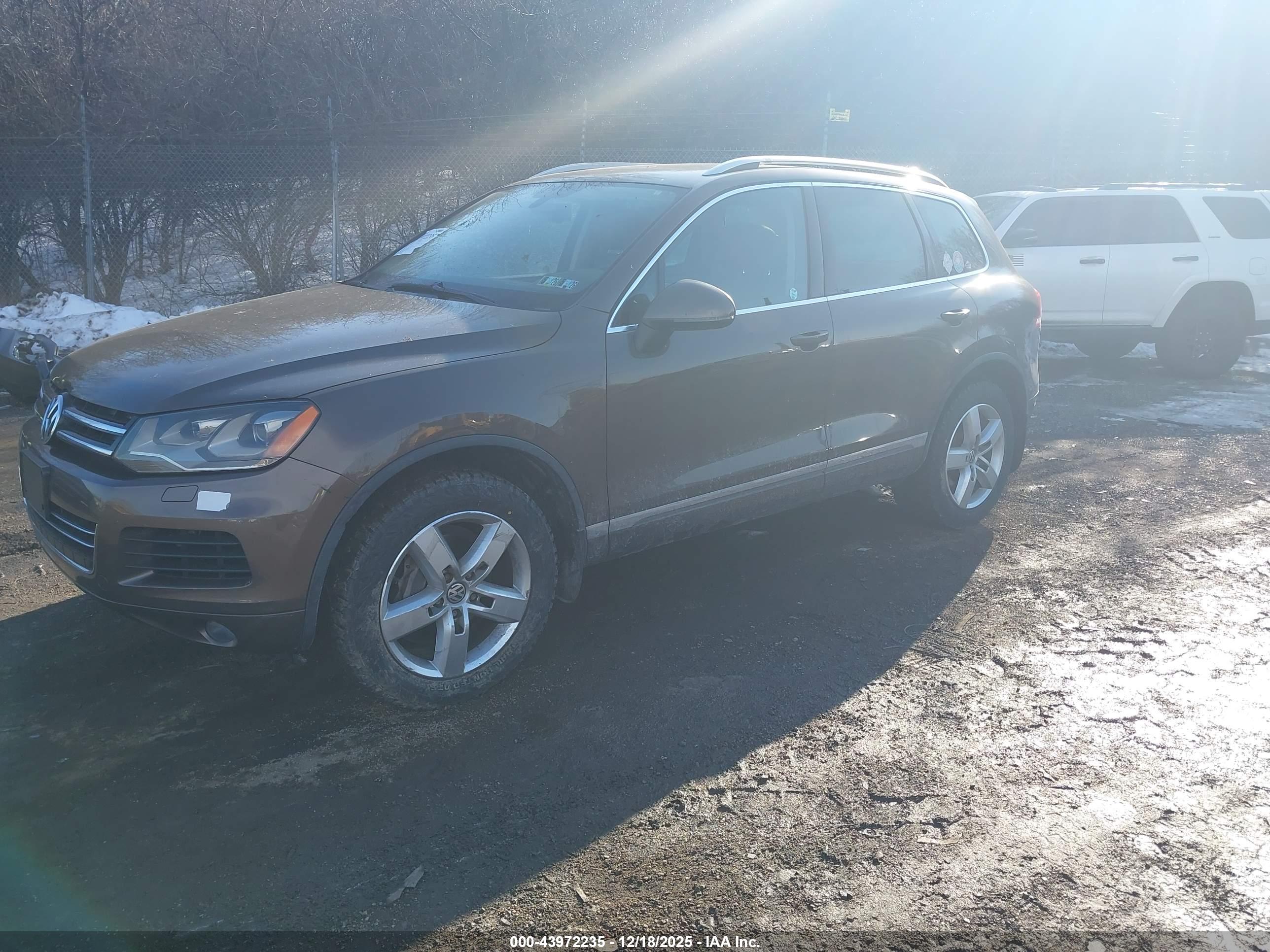 VOLKSWAGEN TOUAREG image 2