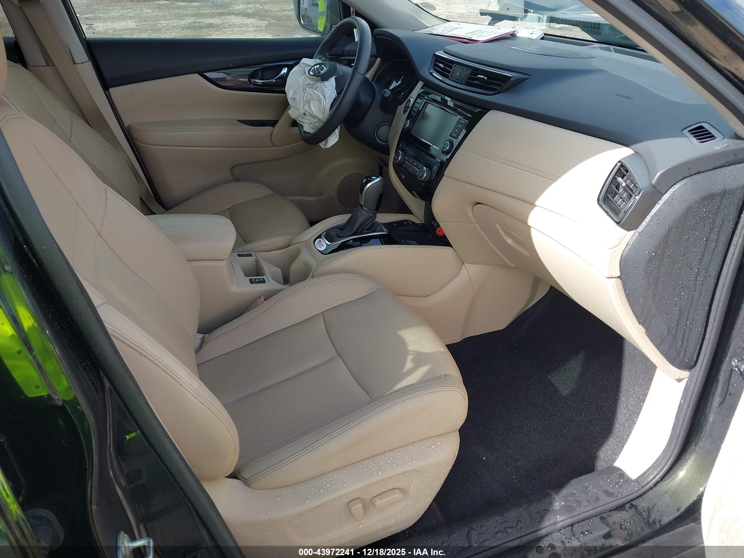NISSAN ROGUE image 5
