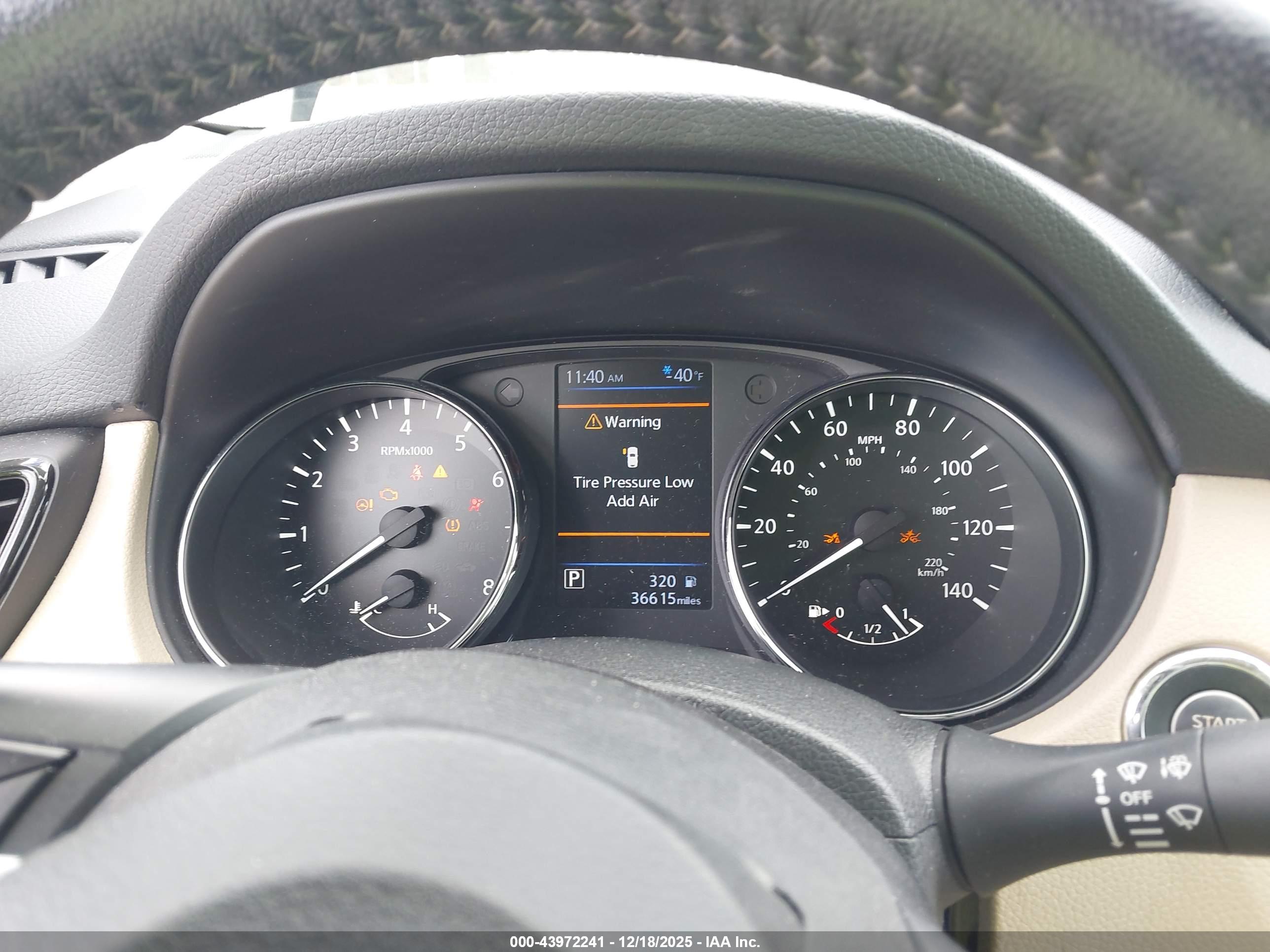 NISSAN ROGUE image 7