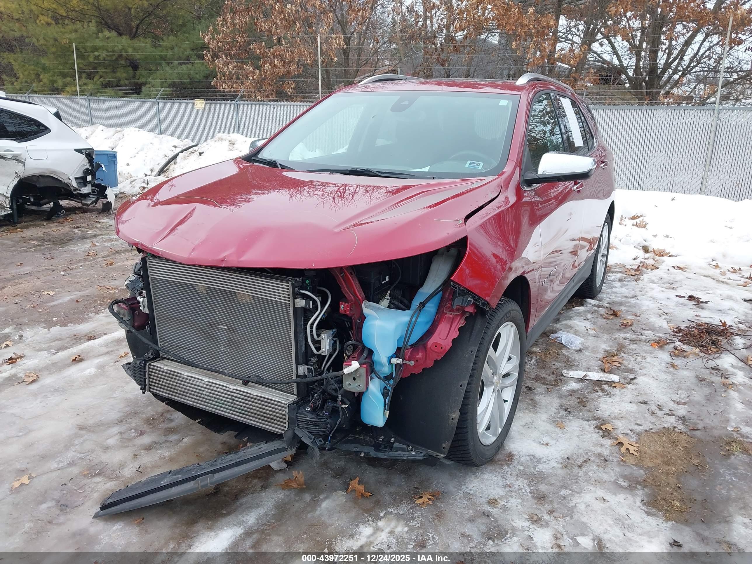 CHEVROLET EQUINOX image 2