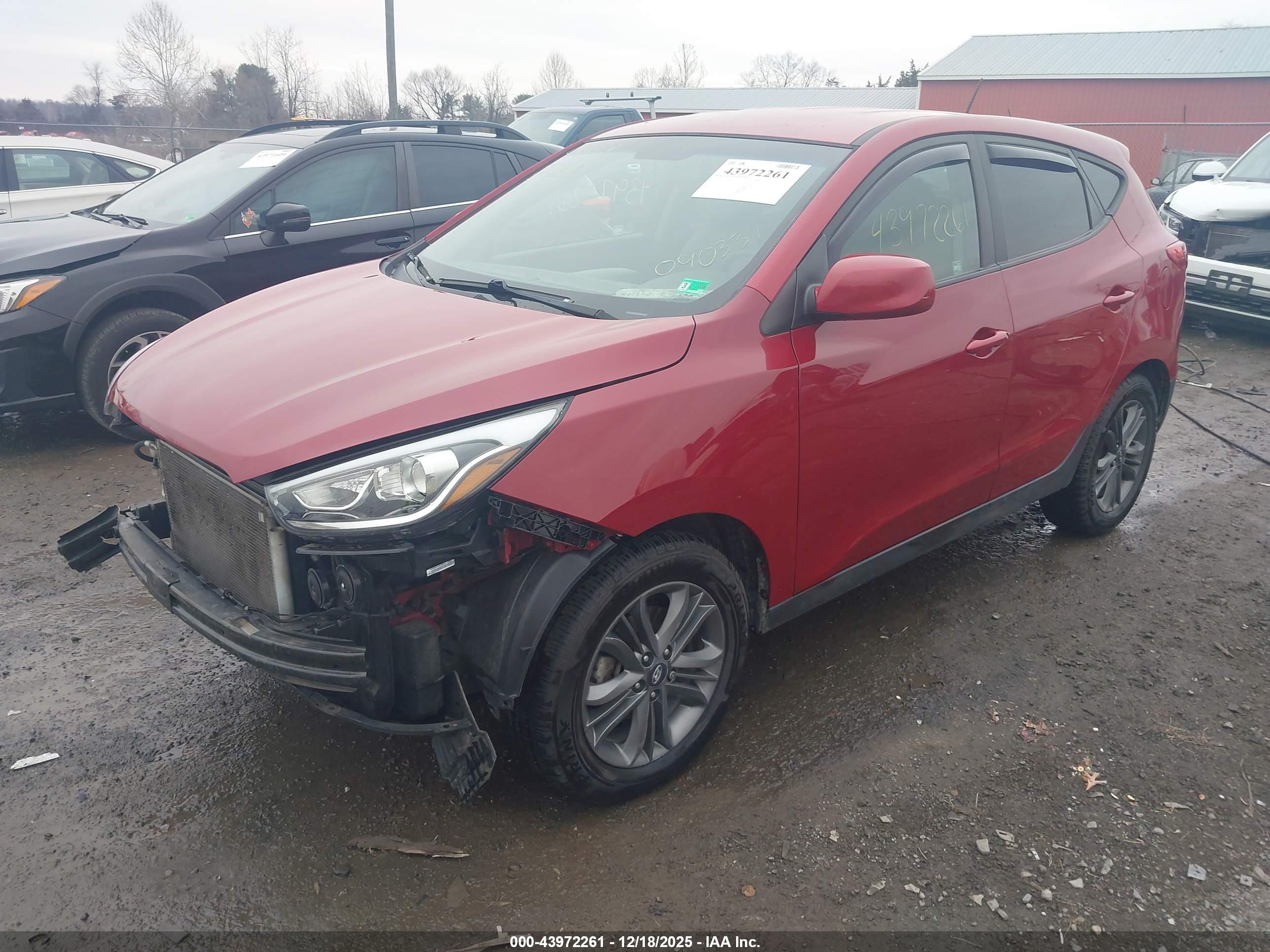 HYUNDAI TUCSON image 2