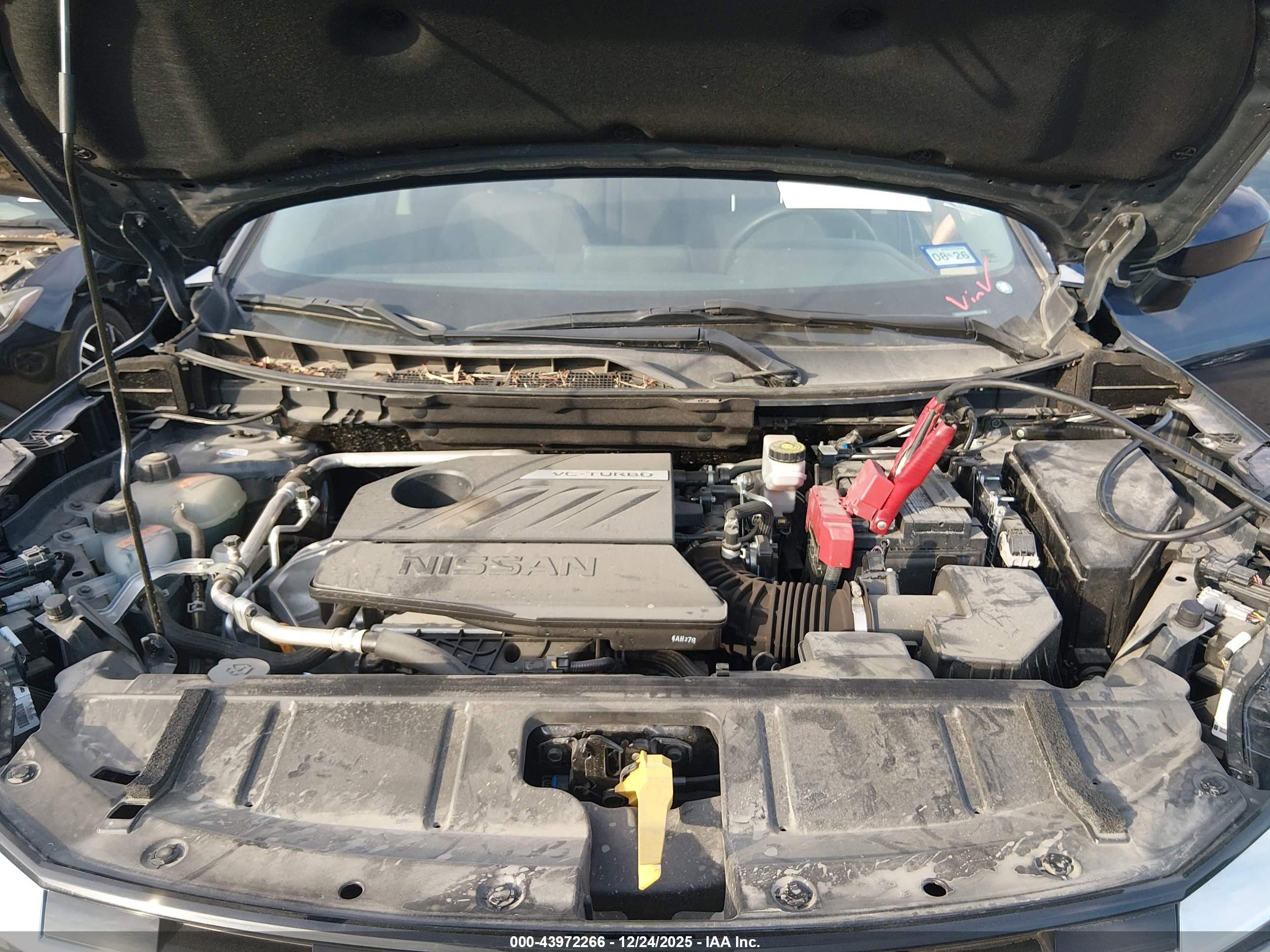NISSAN ROGUE image 10