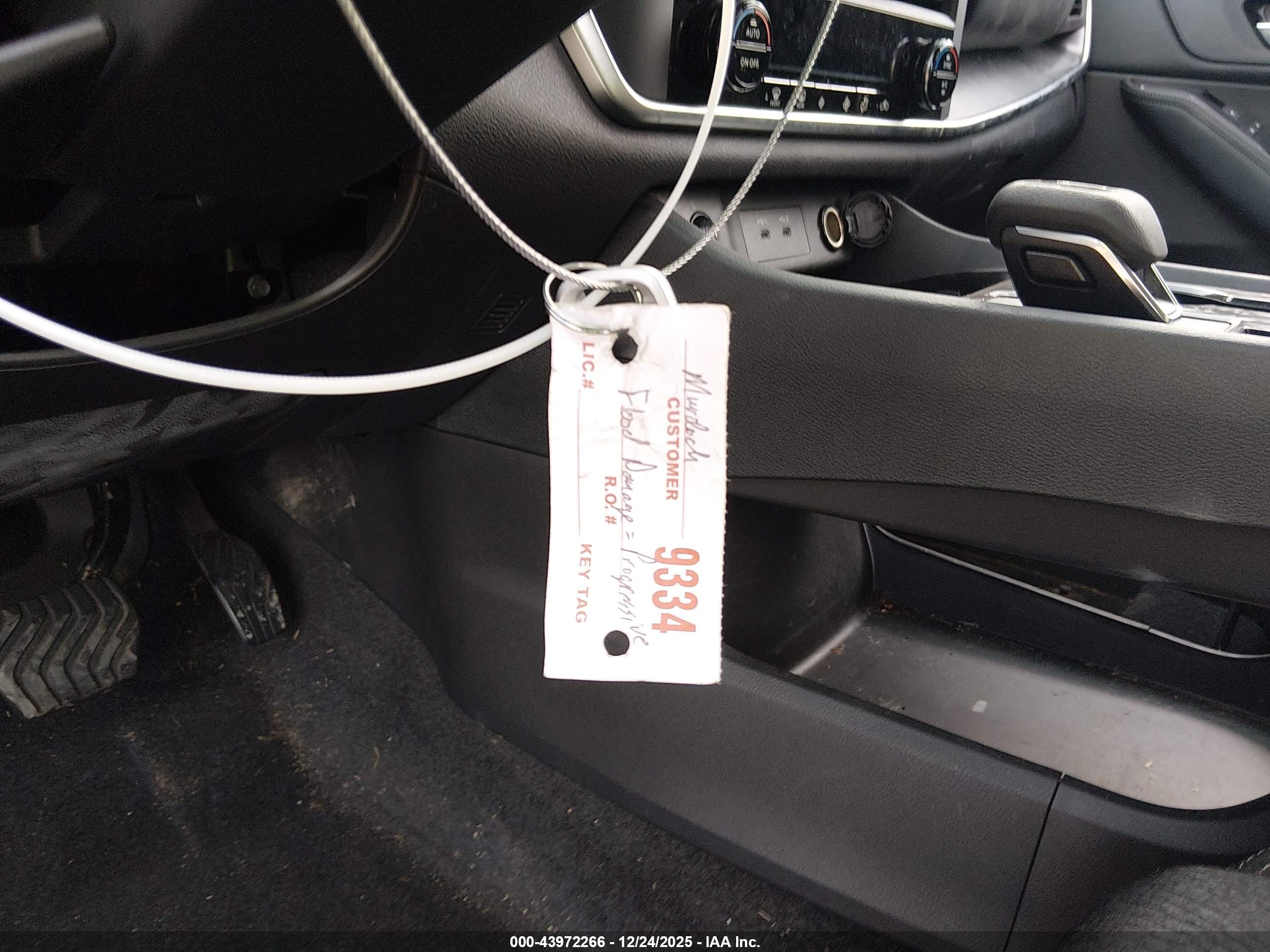 NISSAN ROGUE image 11