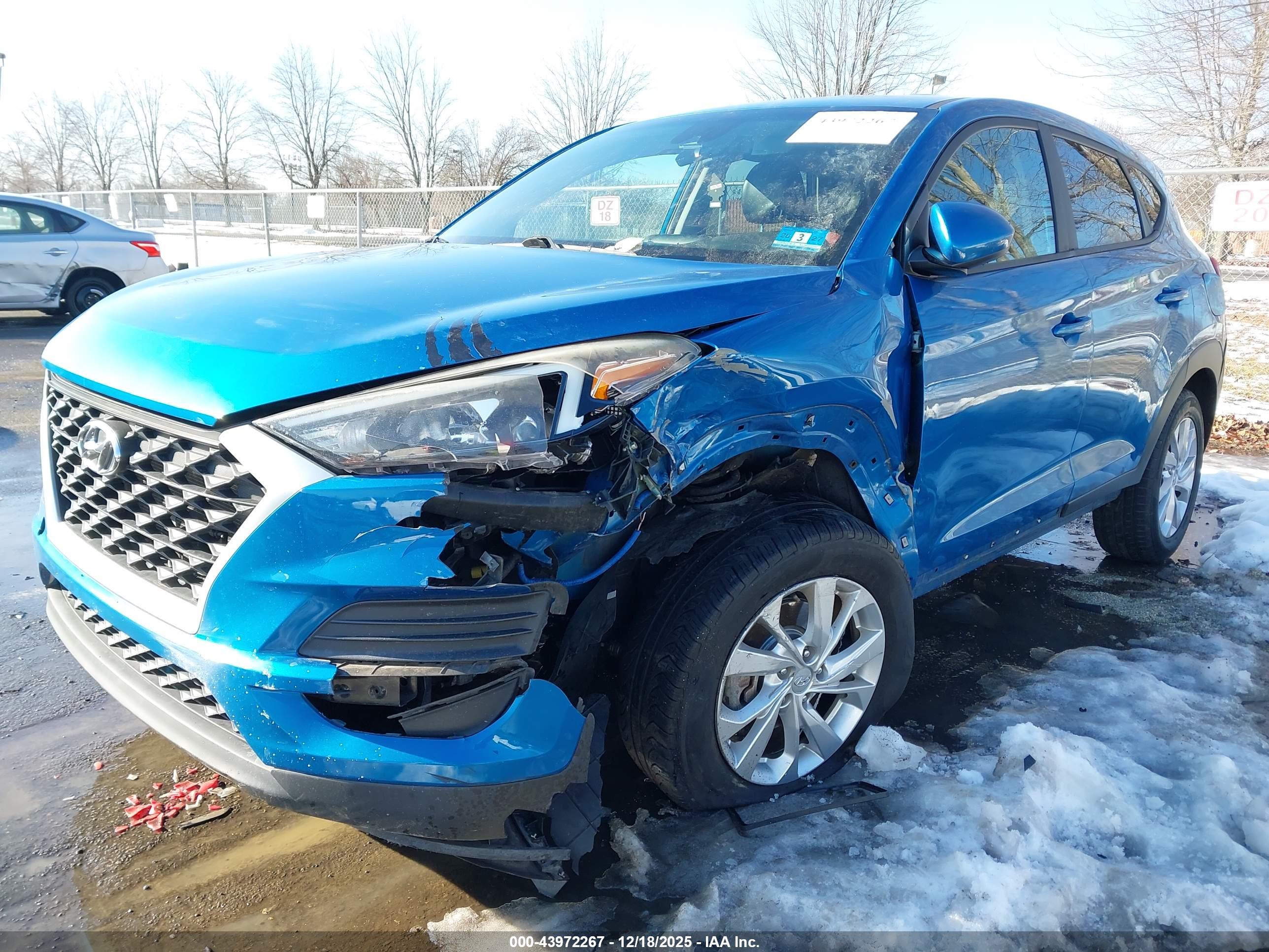 HYUNDAI TUCSON image 2