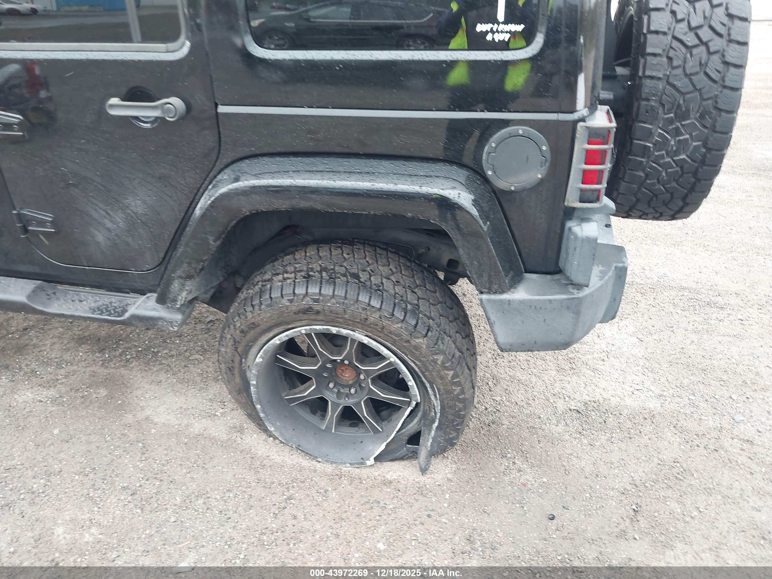 JEEP WRANGLER image 6