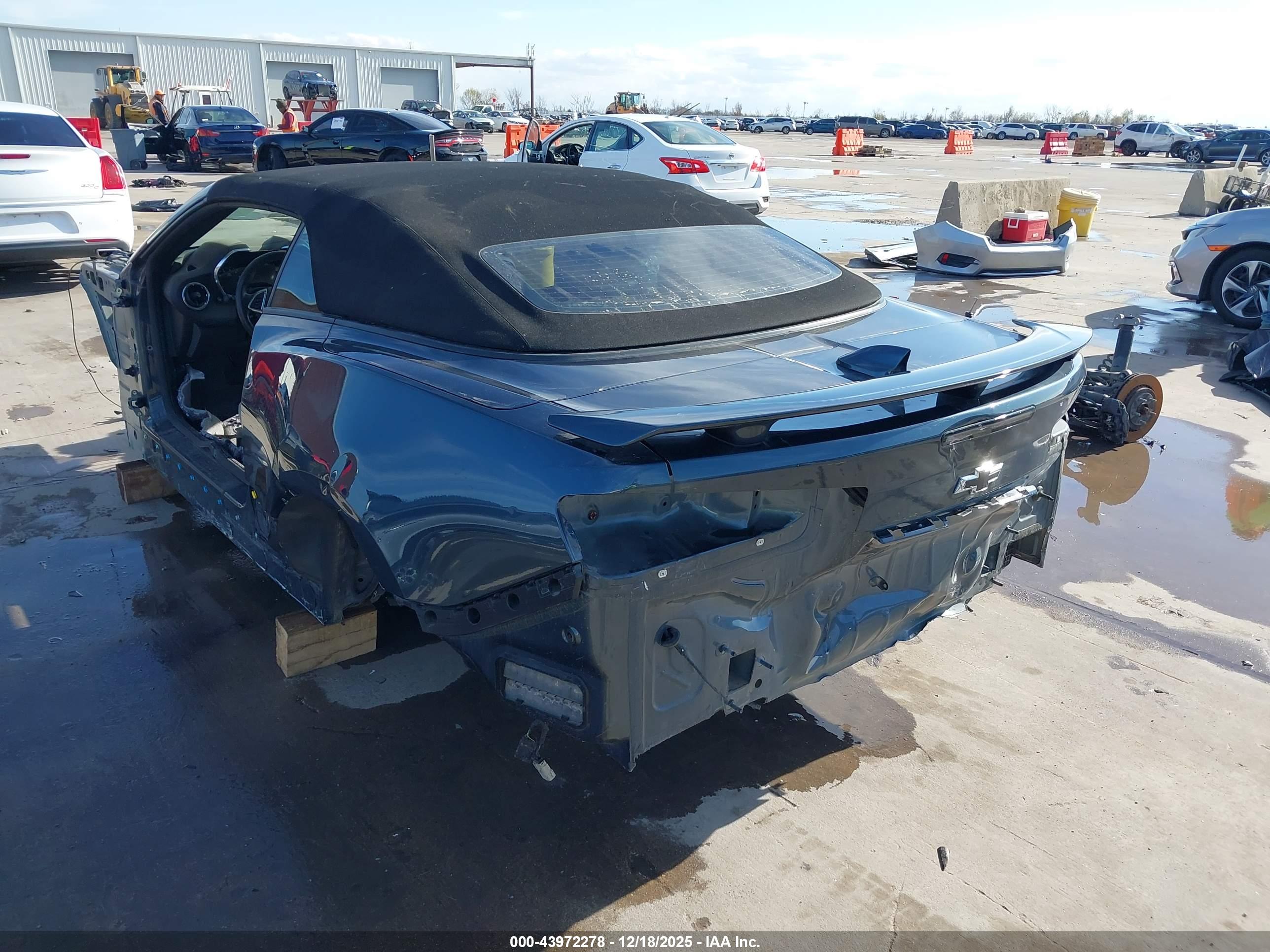 CHEVROLET CAMARO image 3