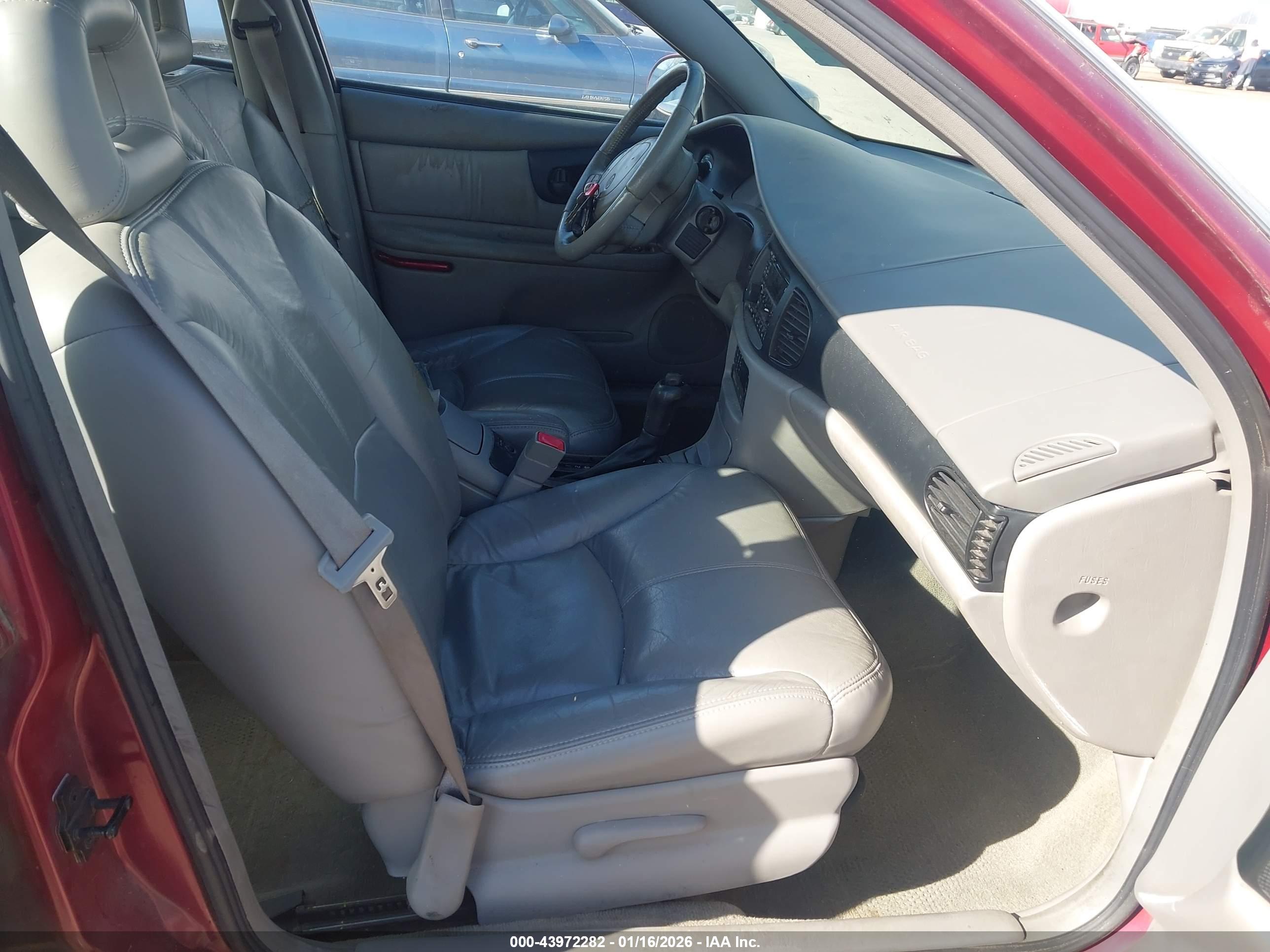BUICK REGAL image 5