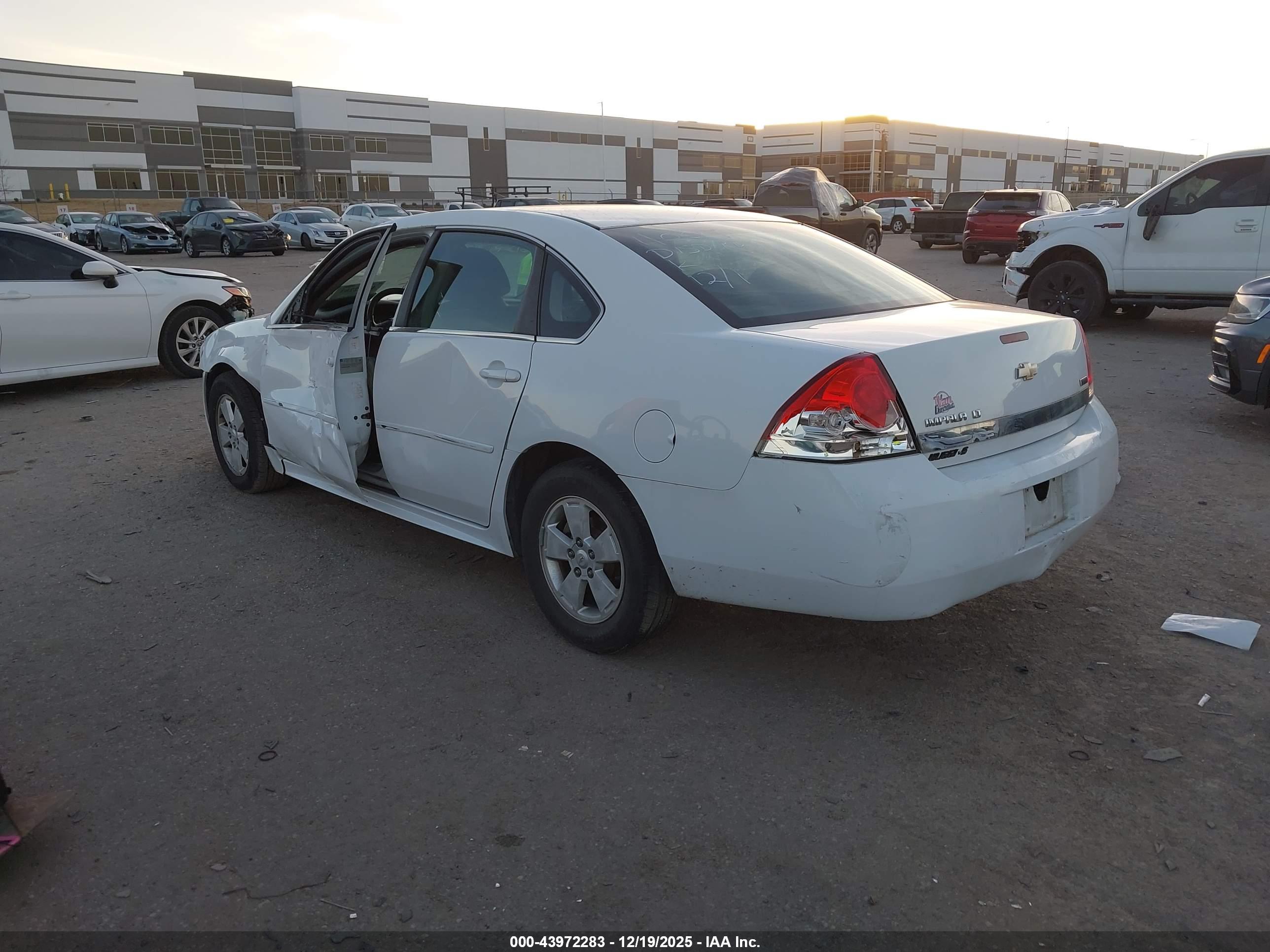 CHEVROLET IMPALA image 3