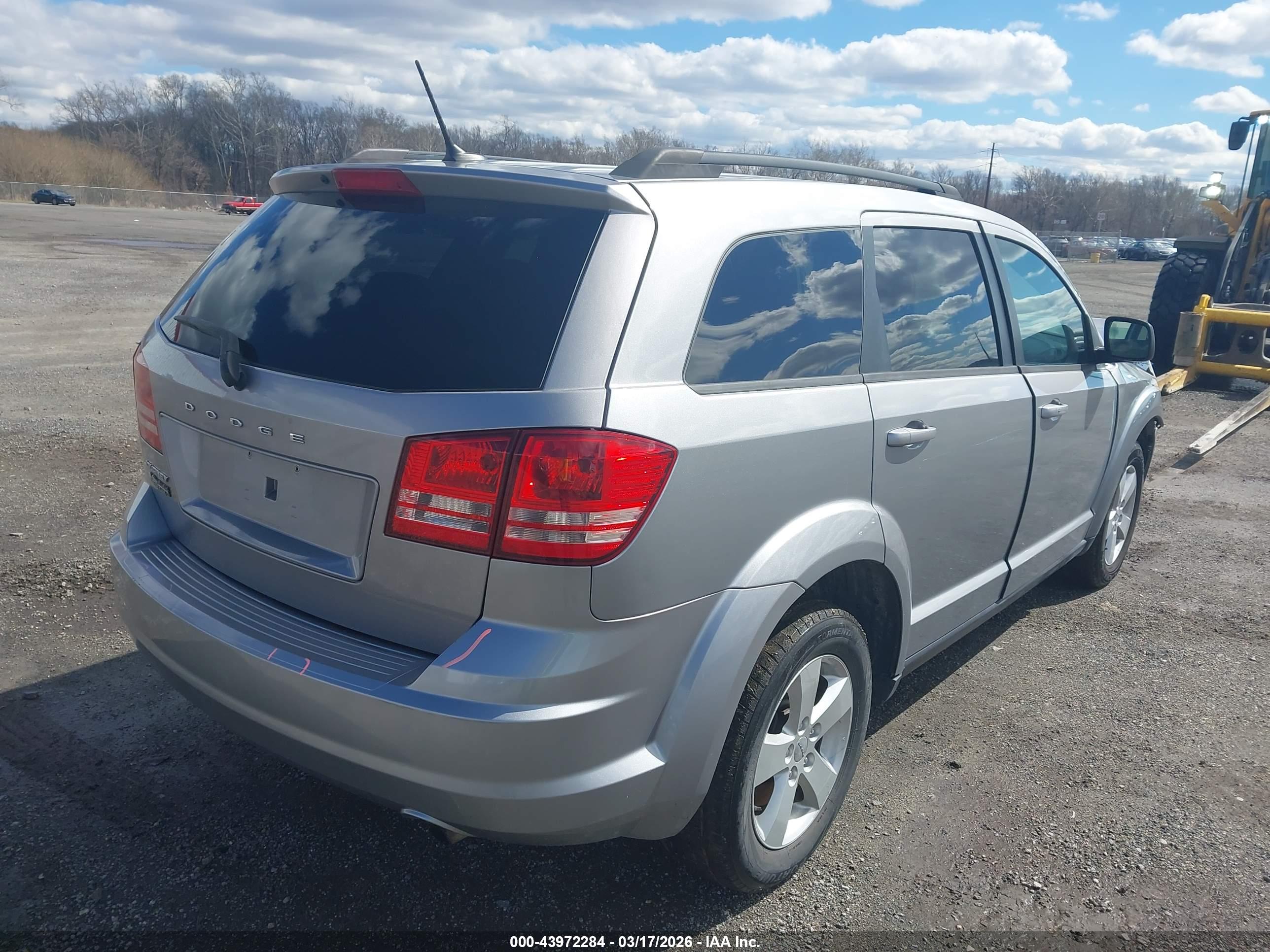 DODGE JOURNEY image 4