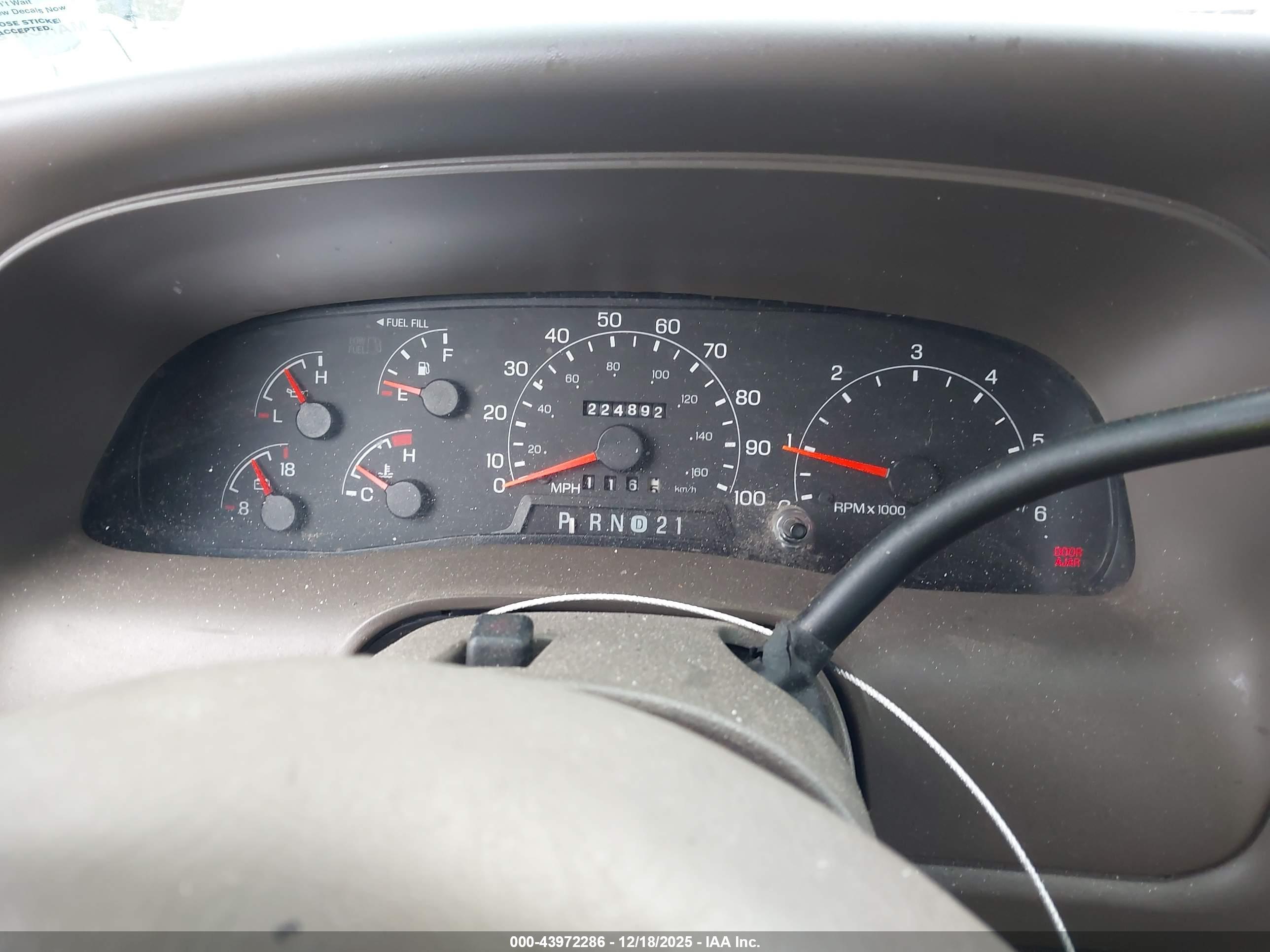 FORD EXCURSION image 7