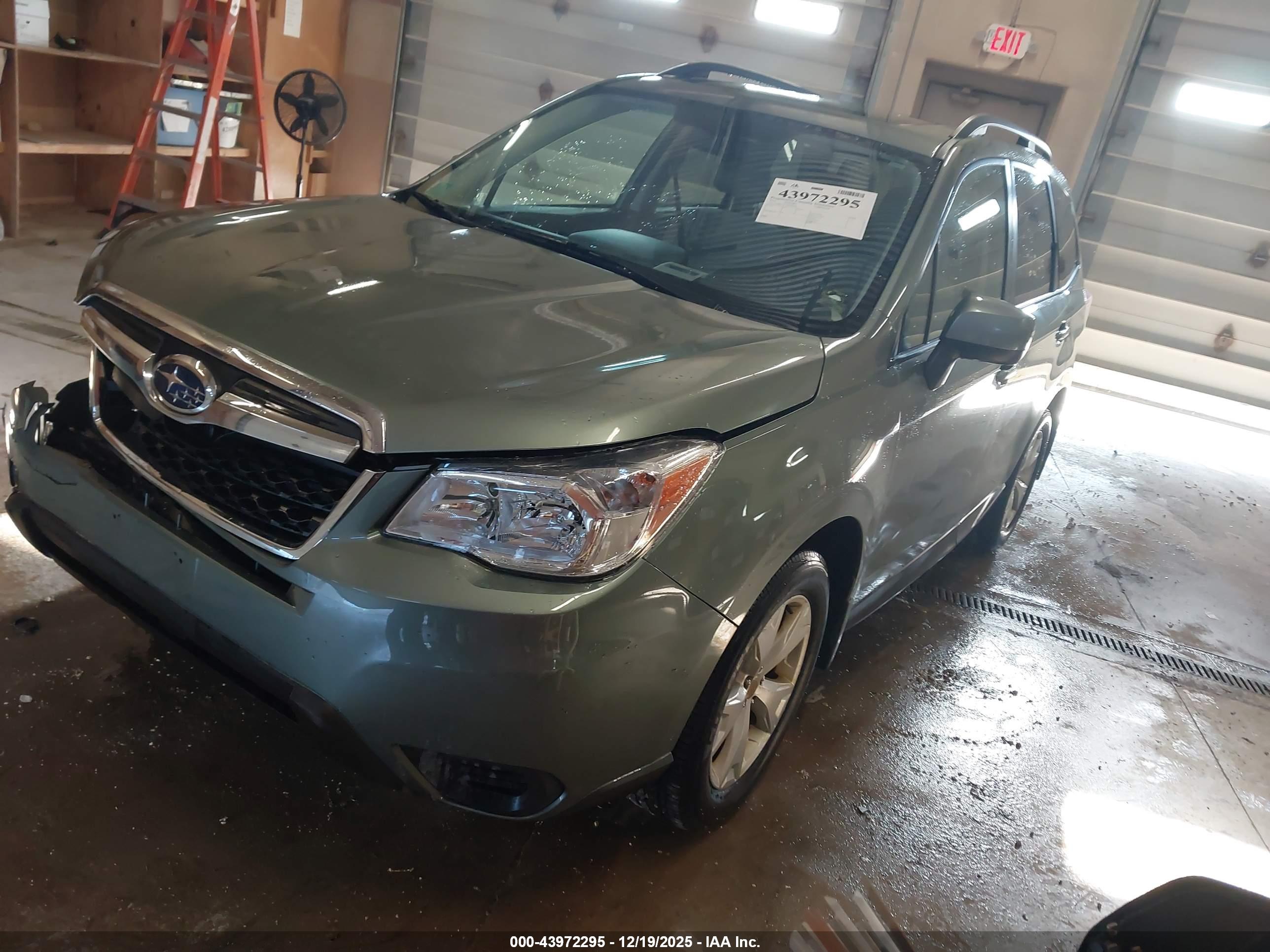 SUBARU FORESTER image 2