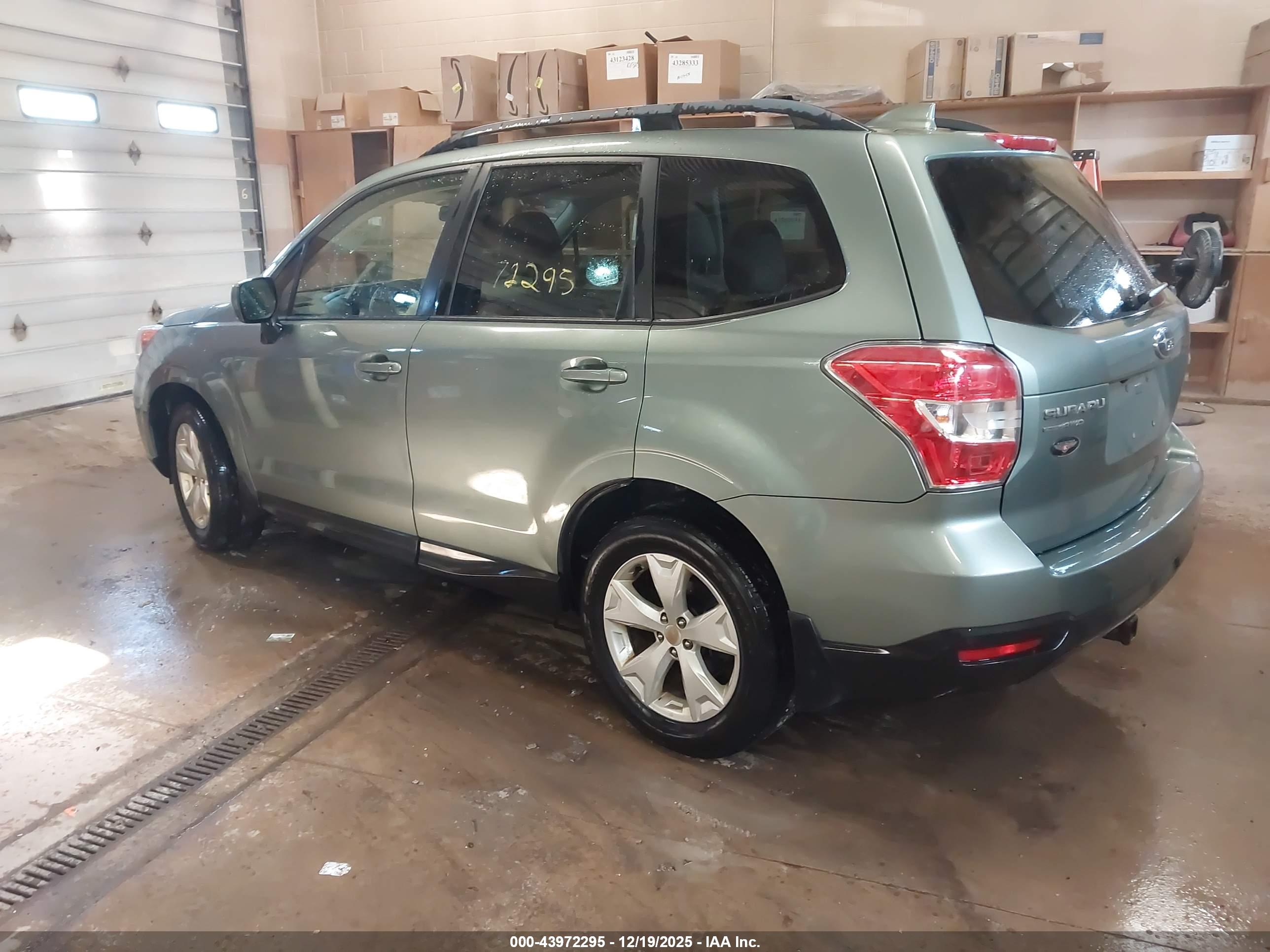 SUBARU FORESTER image 3
