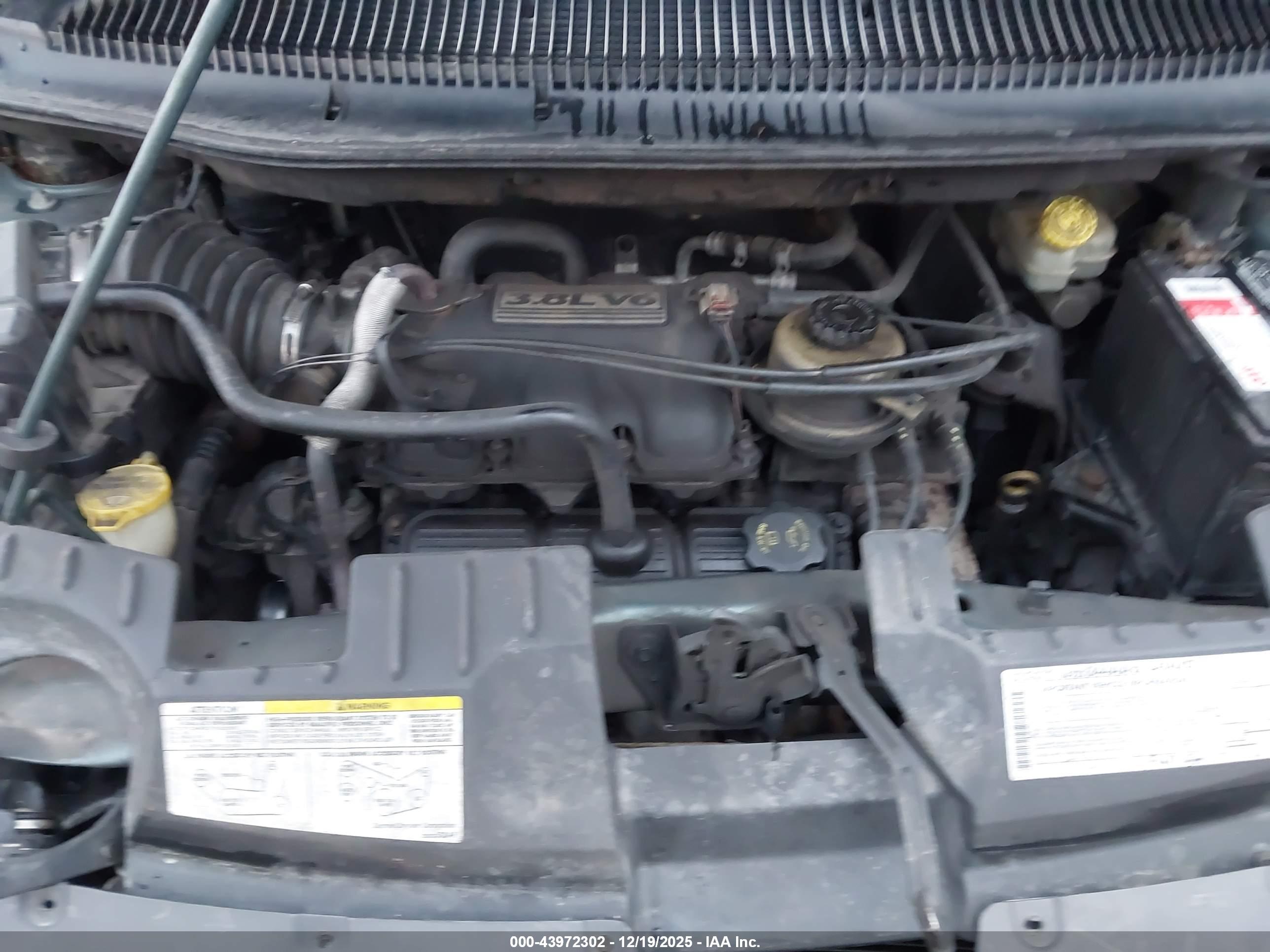 CHRYSLER TOWN image 10