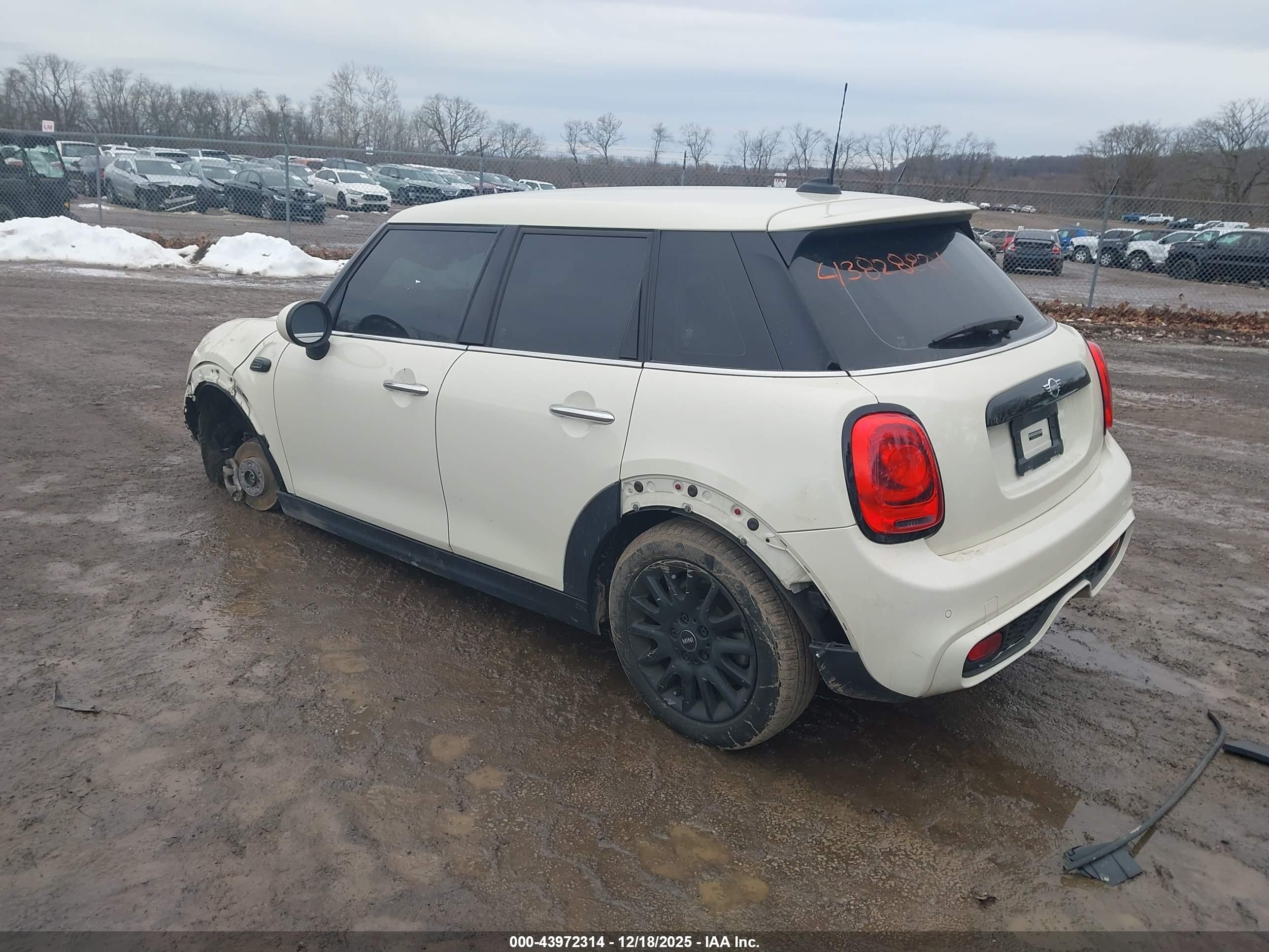 MINI HARDTOP image 3