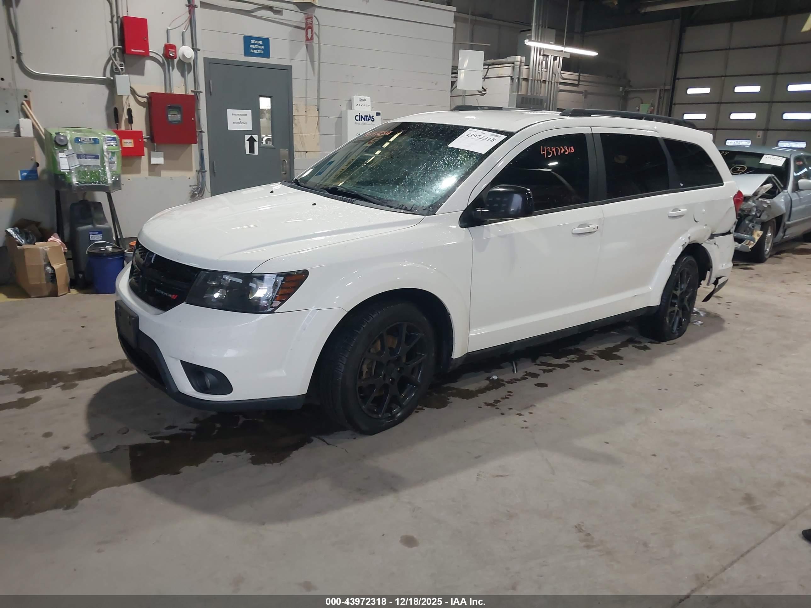 DODGE JOURNEY image 2