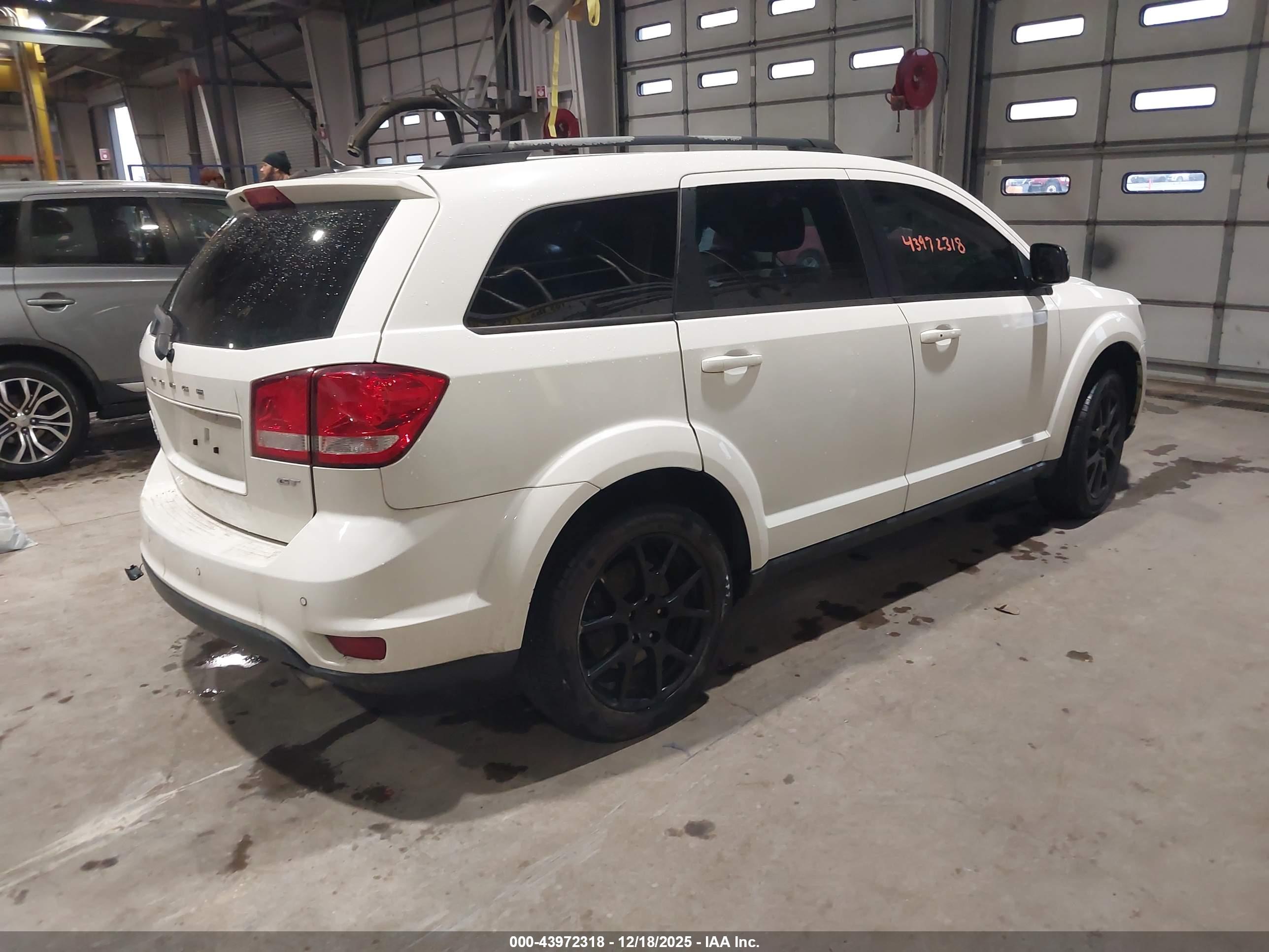 DODGE JOURNEY image 4