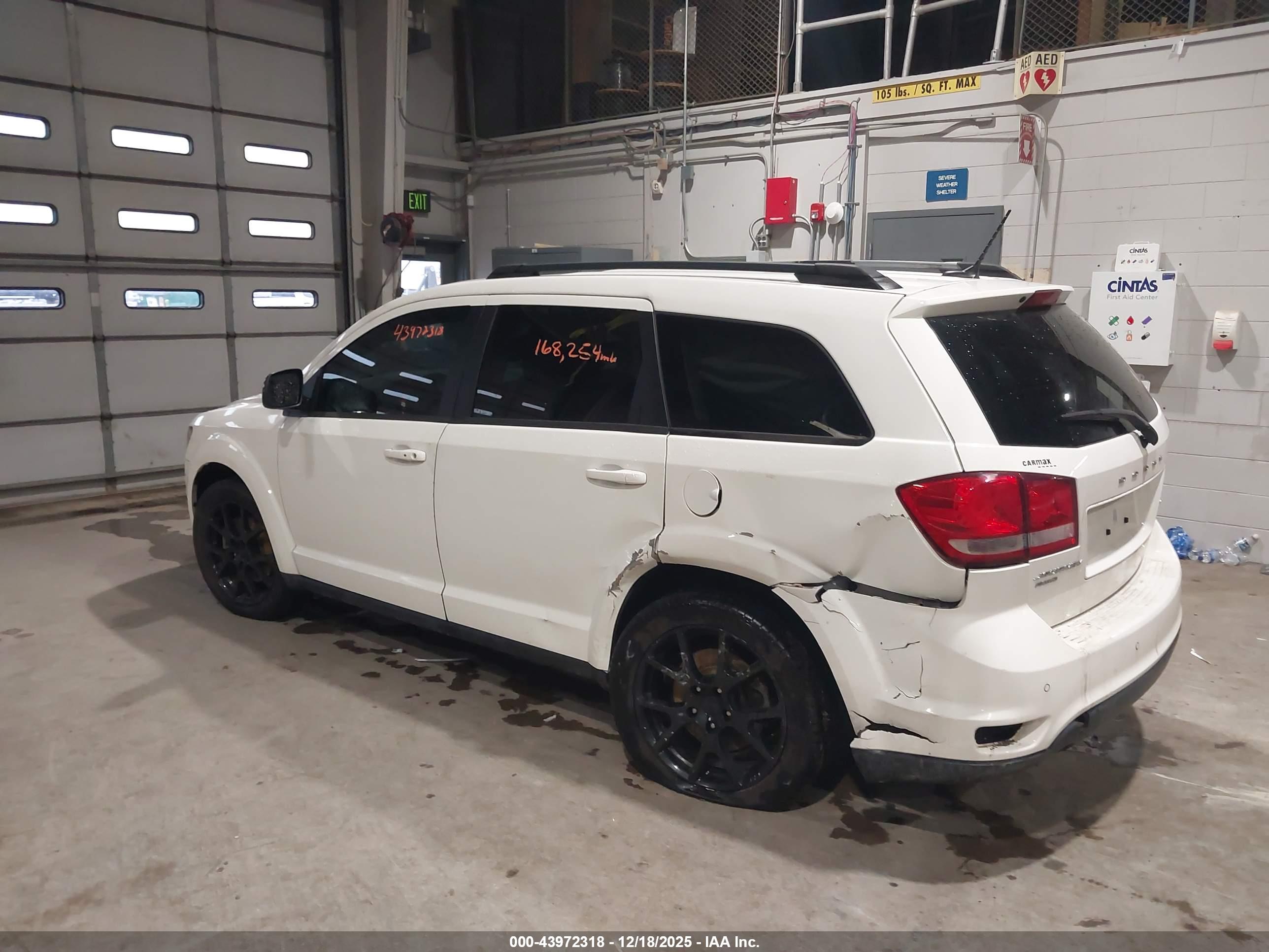 DODGE JOURNEY image 6