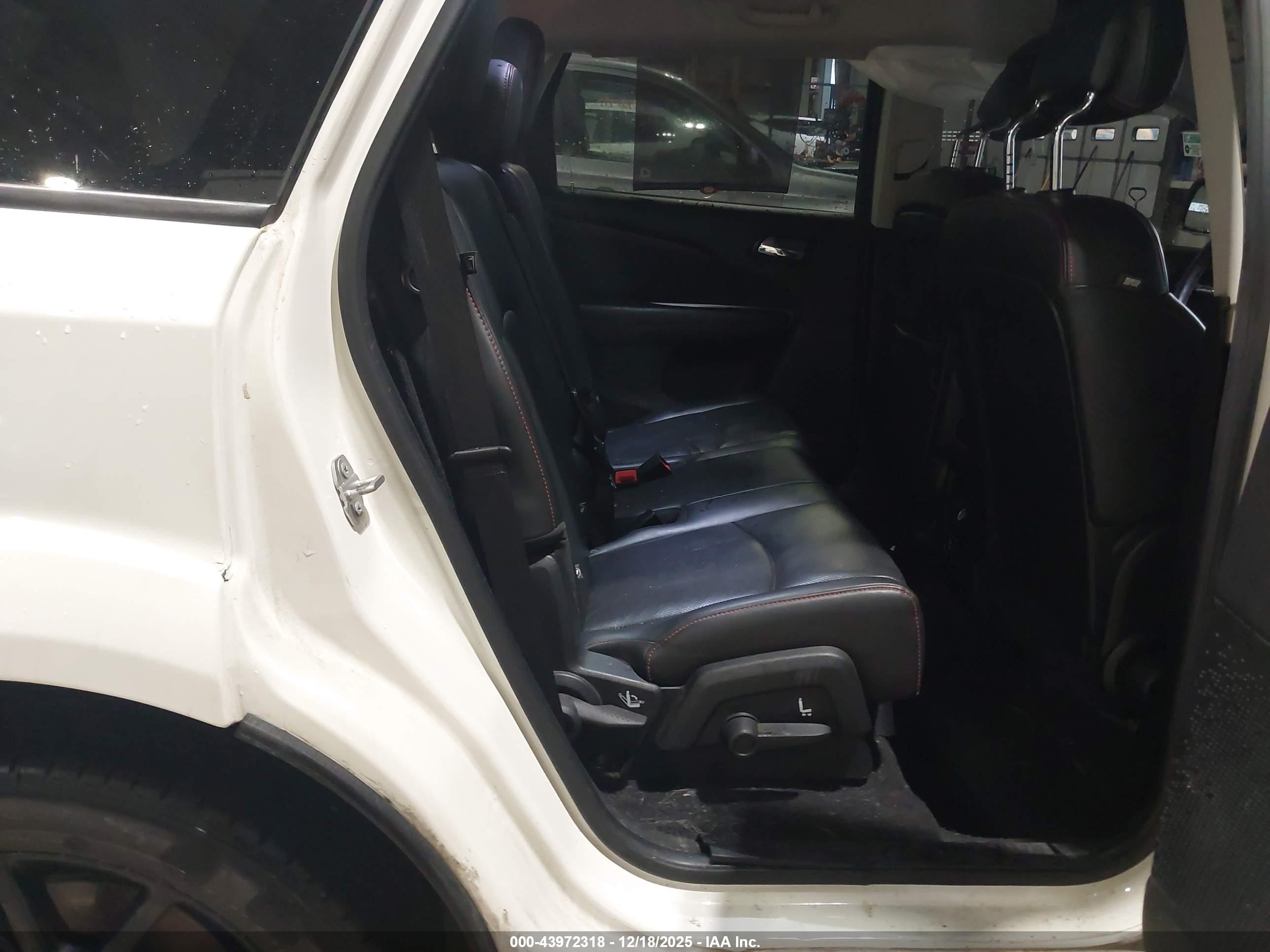 DODGE JOURNEY image 8