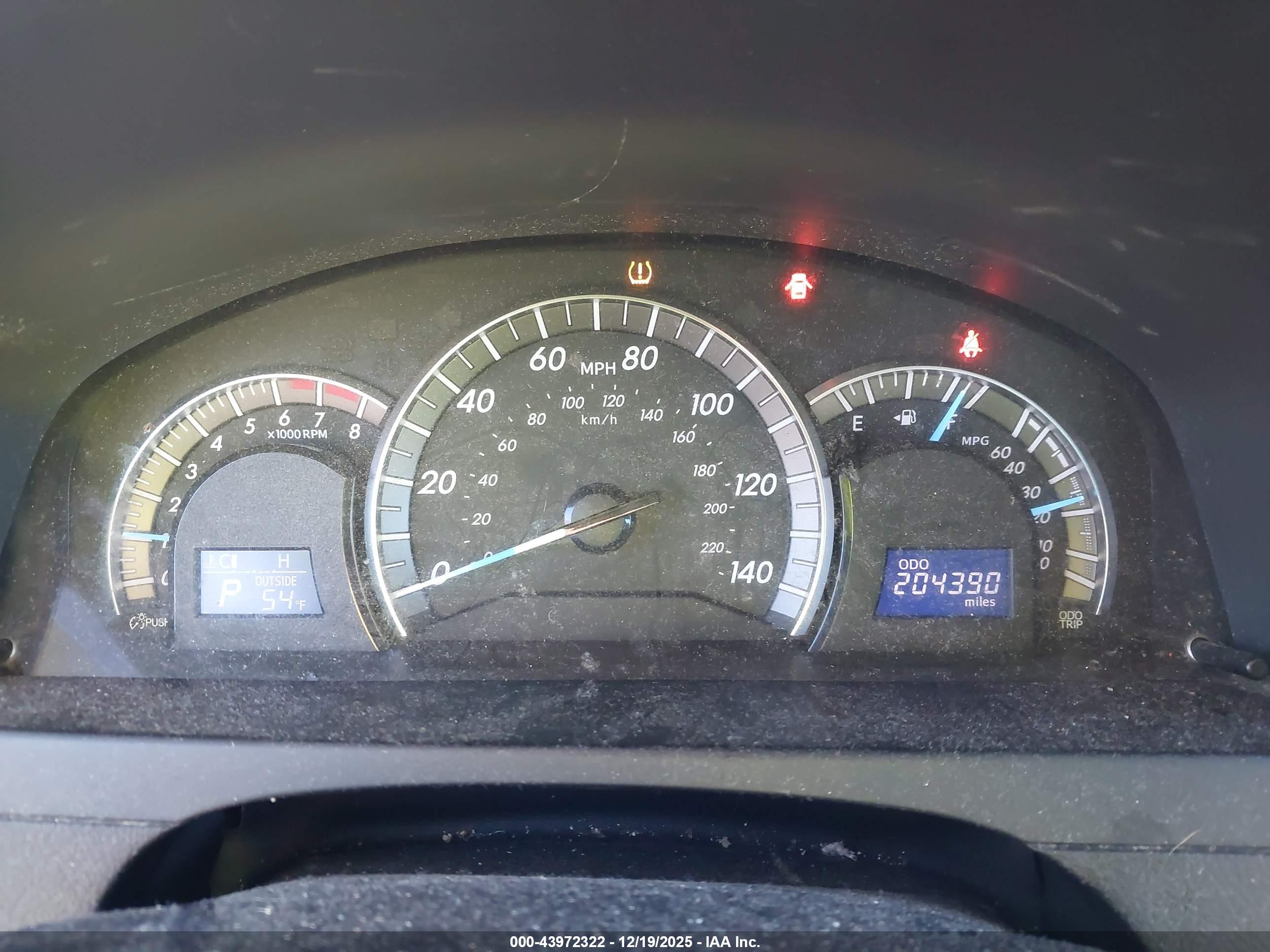TOYOTA CAMRY image 7