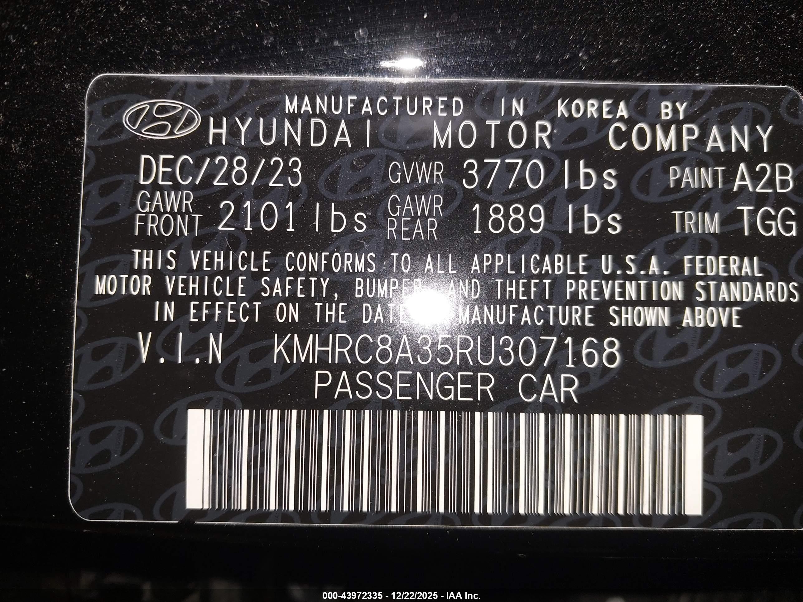 HYUNDAI VENUE image 9