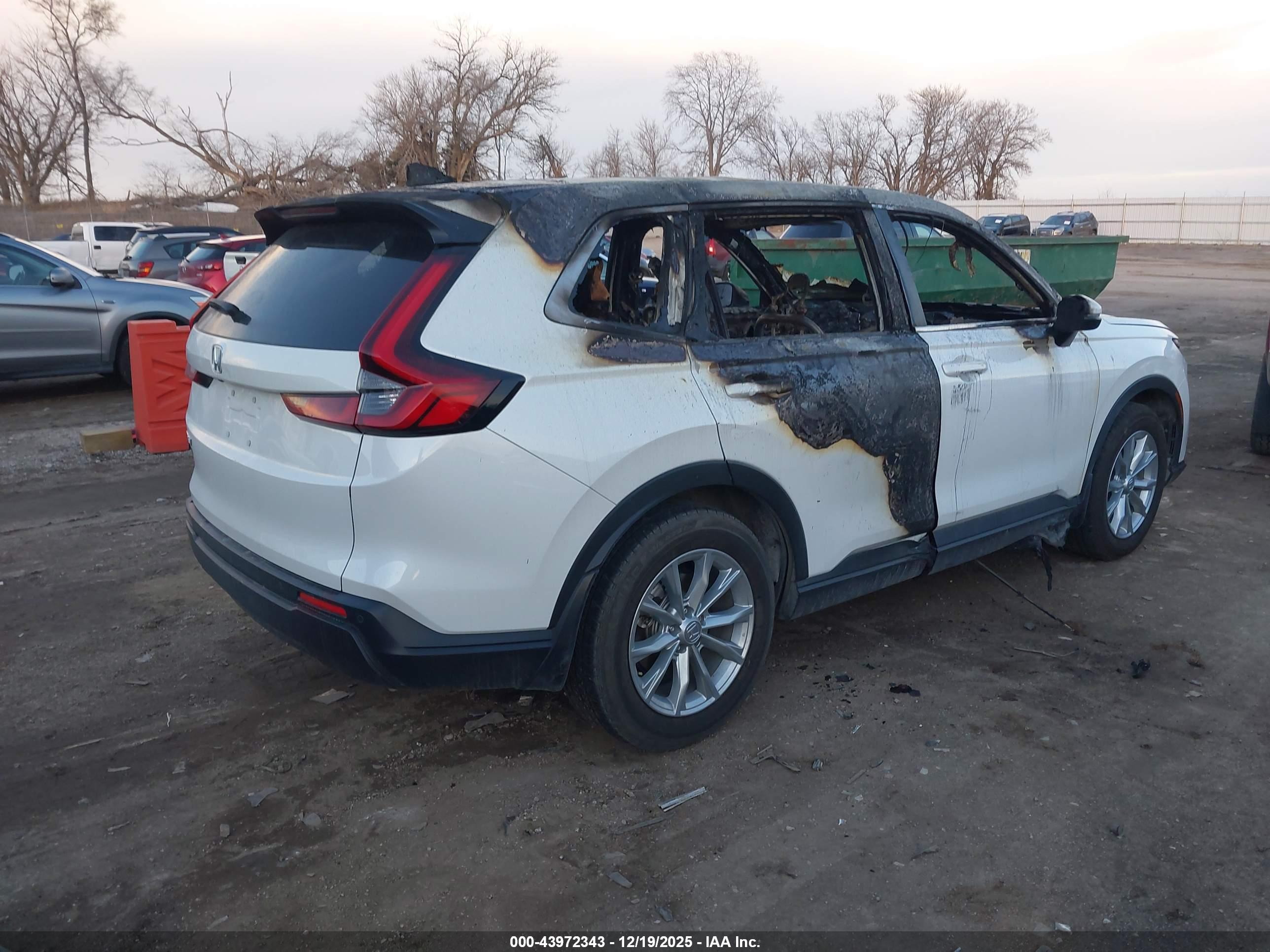 HONDA CR-V image 4