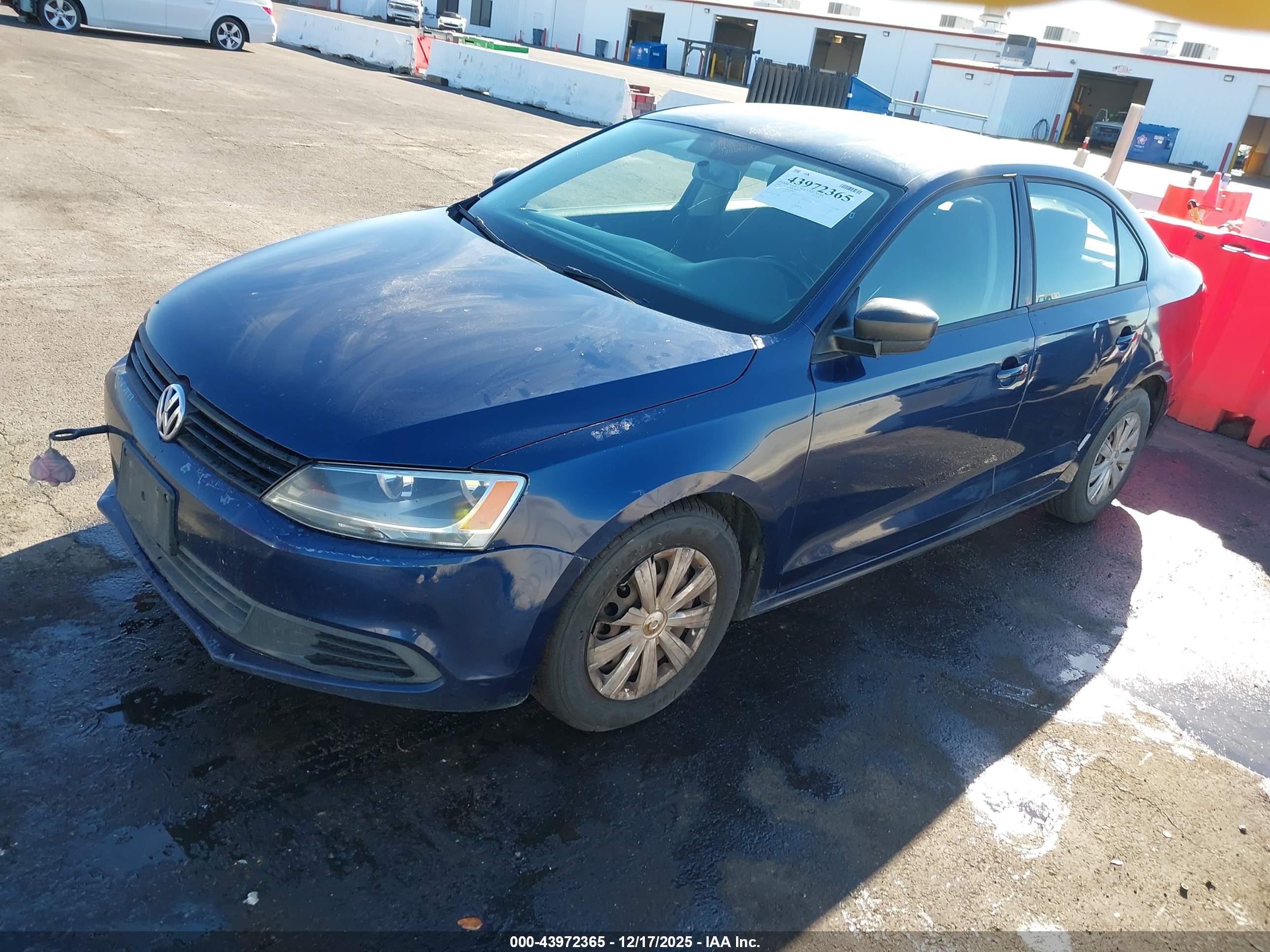 VOLKSWAGEN JETTA image 2