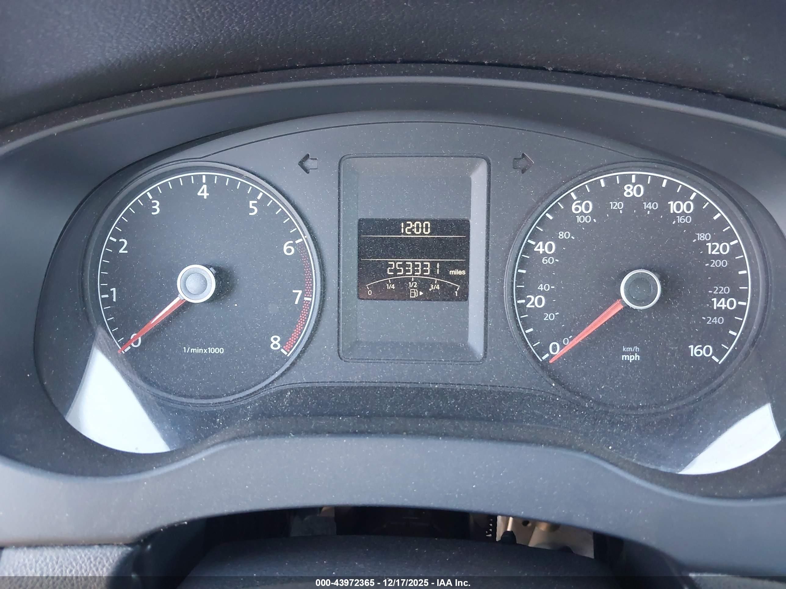 VOLKSWAGEN JETTA image 7