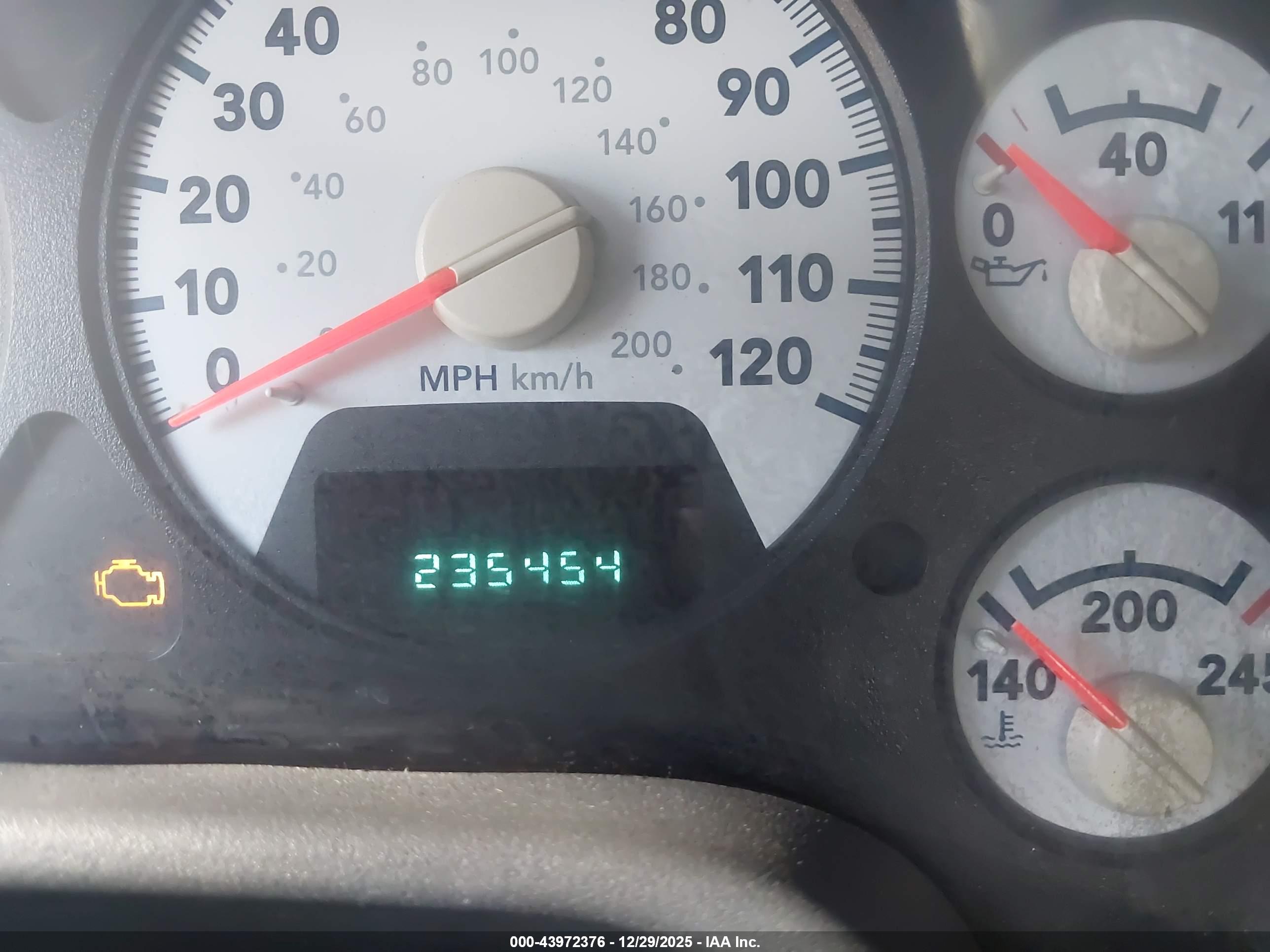 DODGE RAM image 7