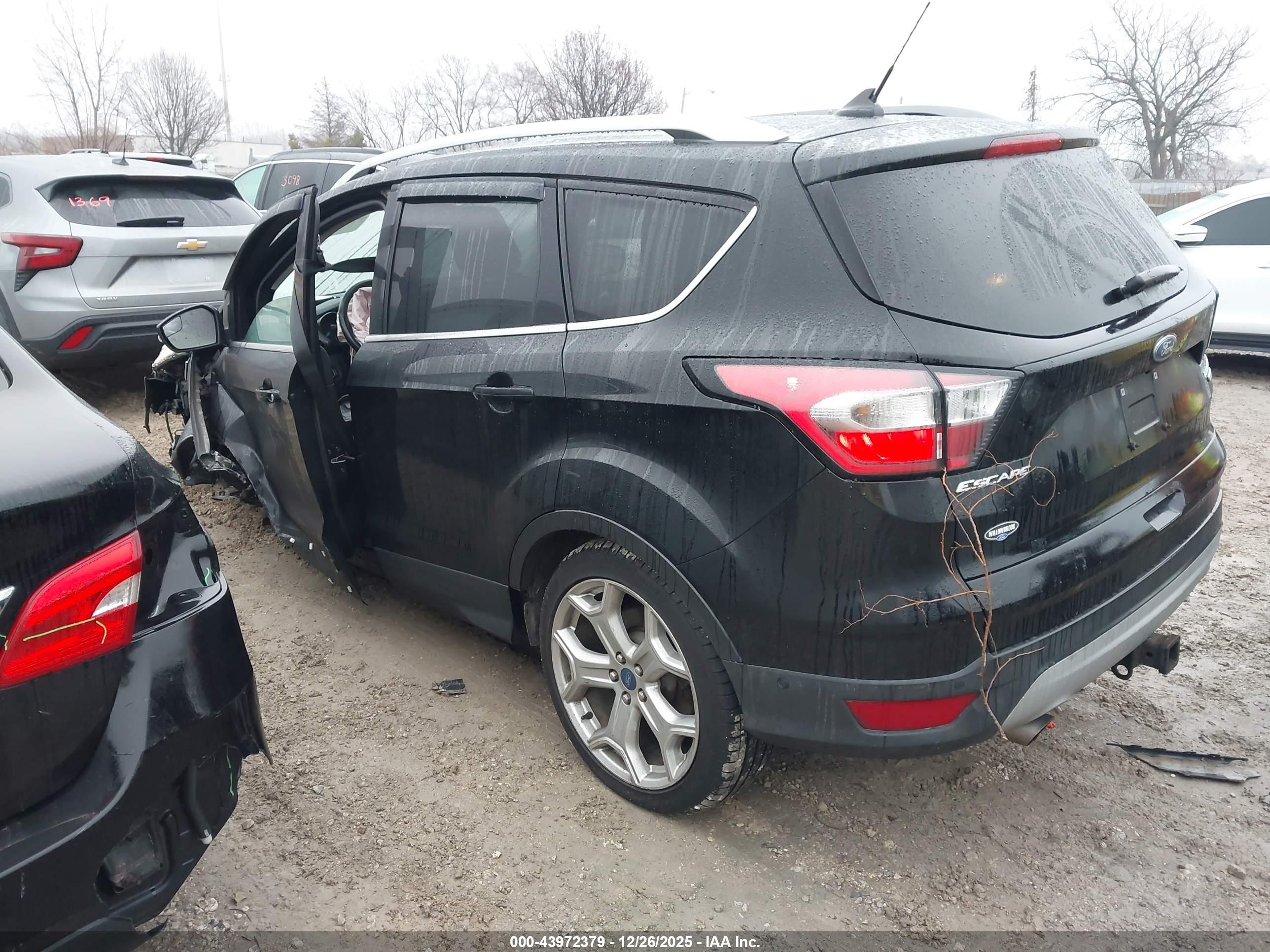 FORD ESCAPE image 3