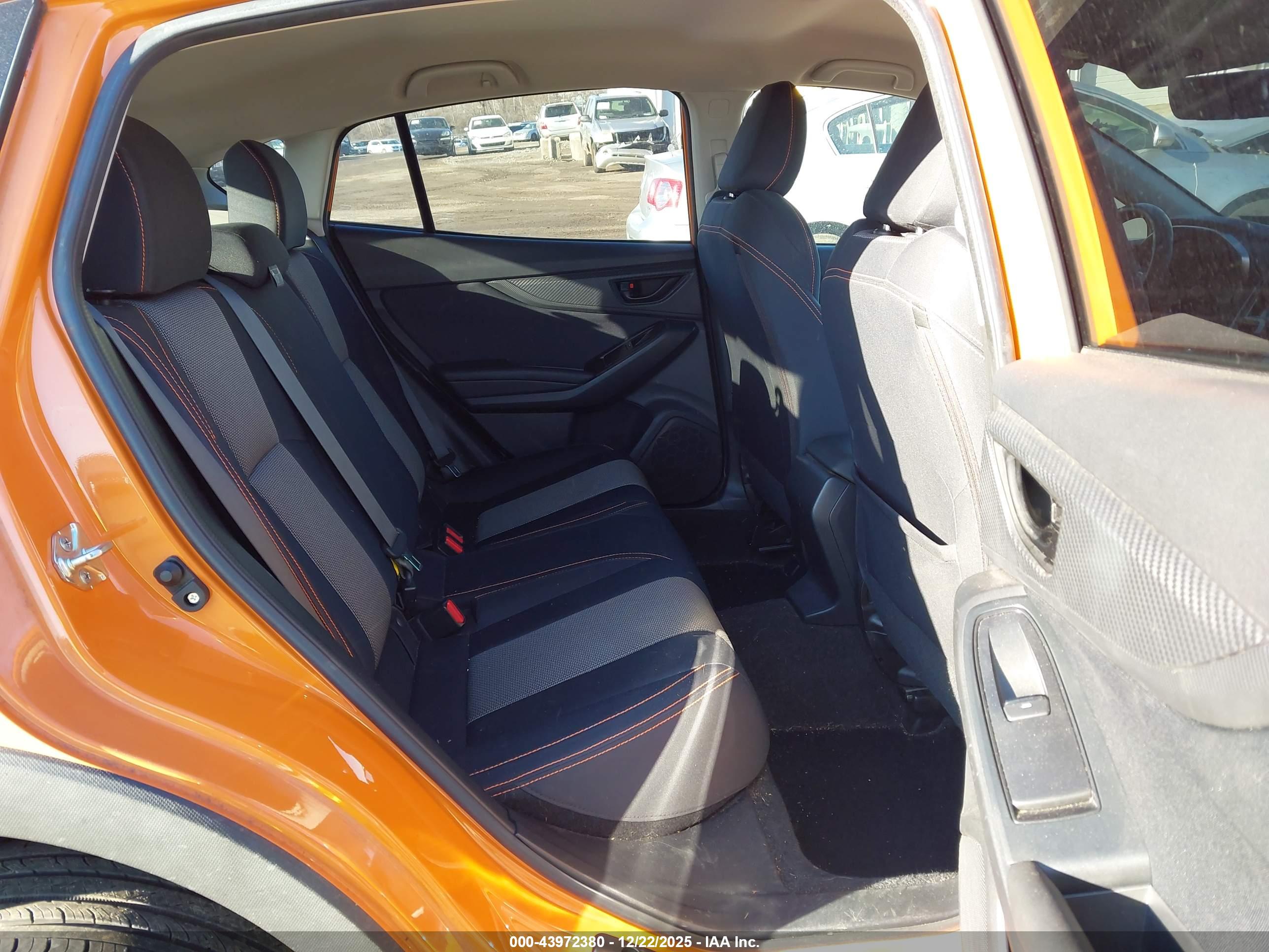 SUBARU CROSSTREK image 8