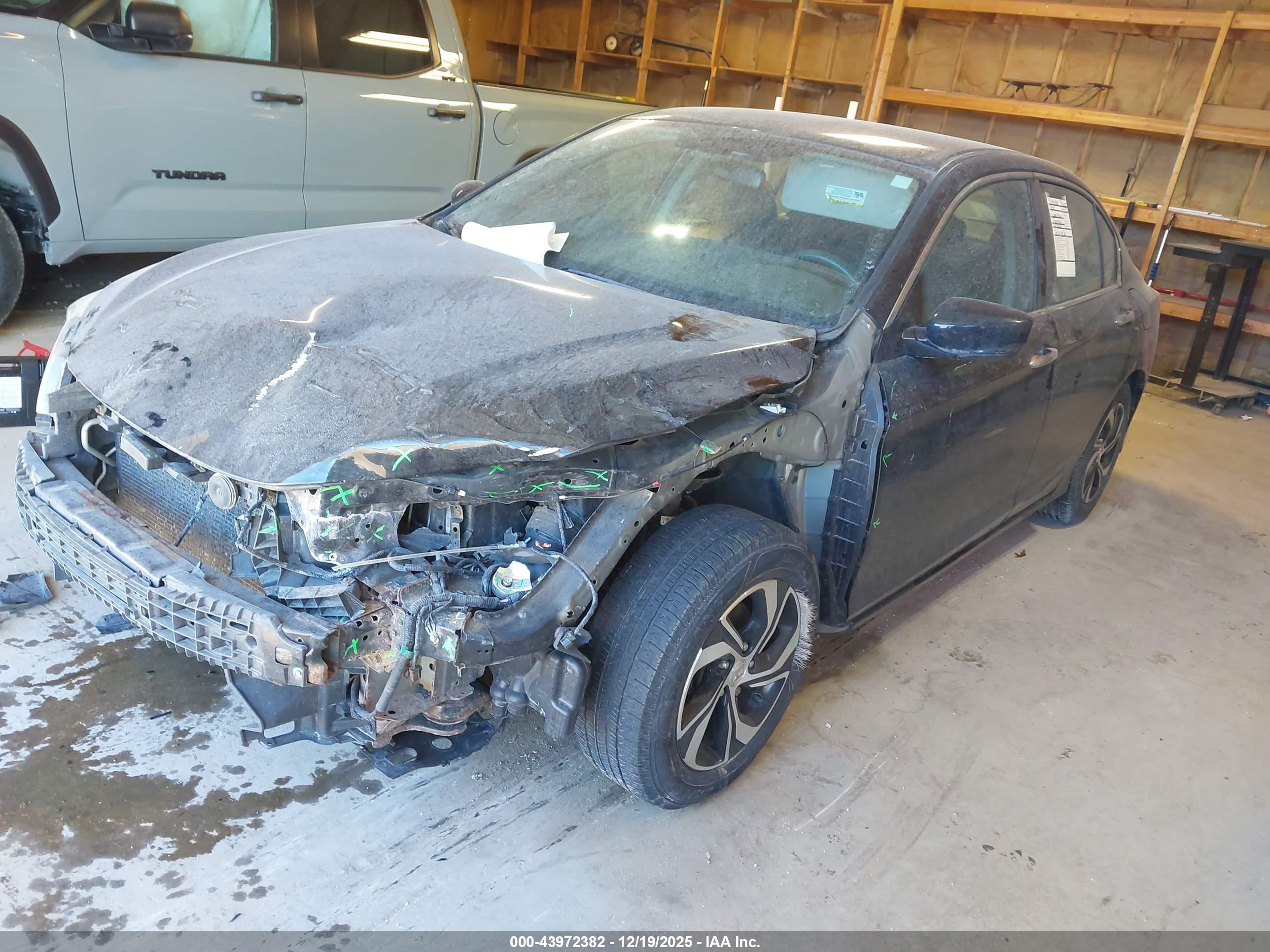 HONDA ACCORD image 2