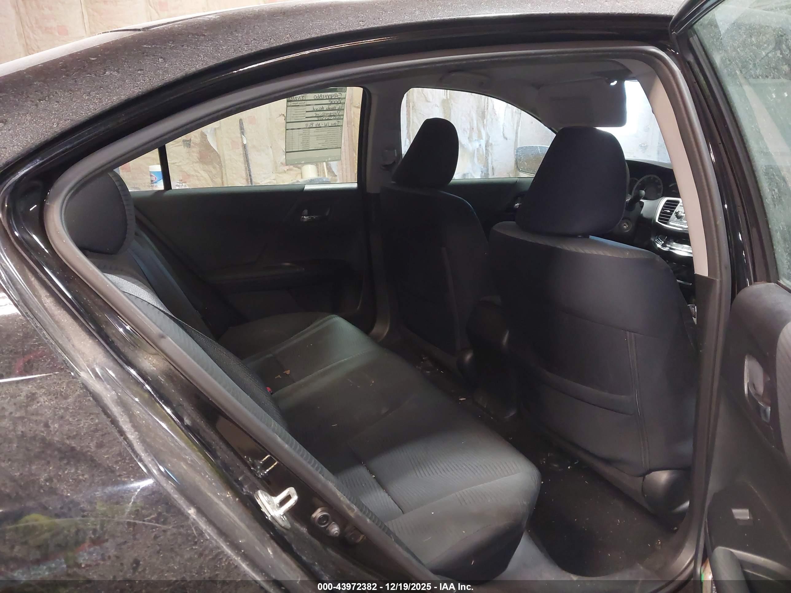 HONDA ACCORD image 8