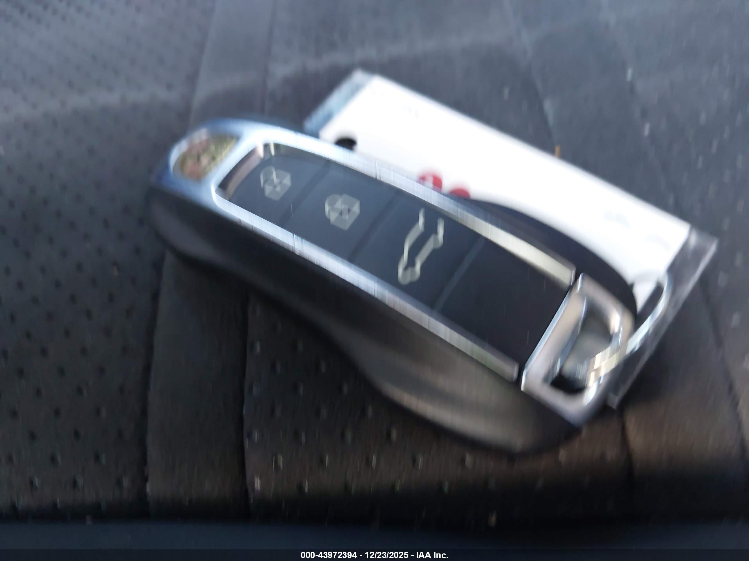 PORSCHE CAYENNE image 11